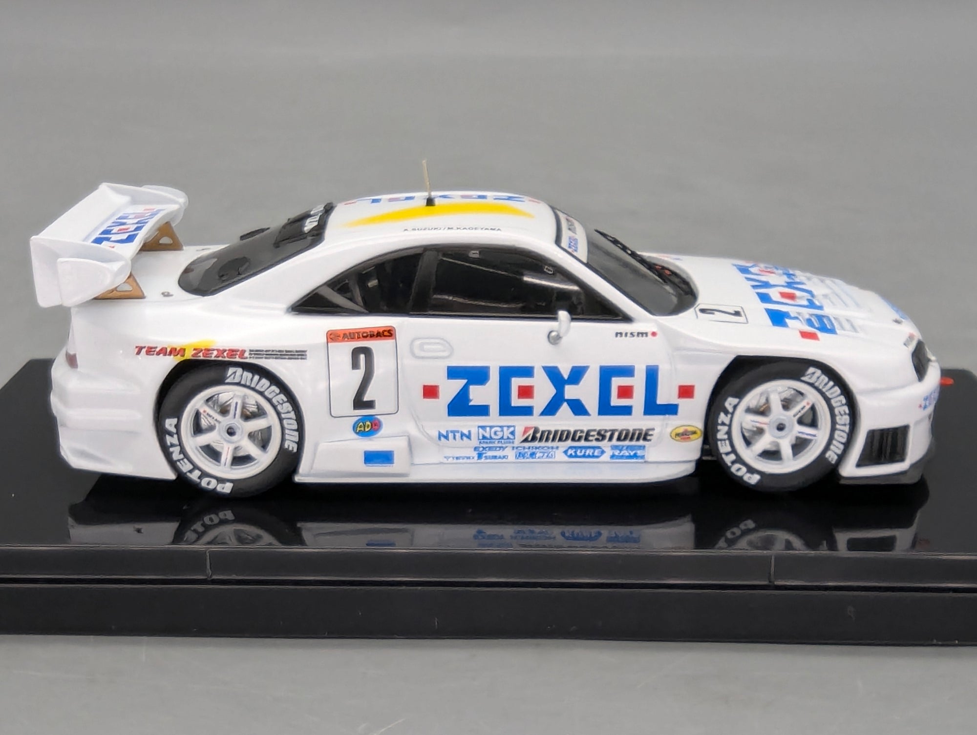Coches en miniatura 1:43 Minichamps Mercedes Benz SL65 AMG Black Series Plata con embalaje original