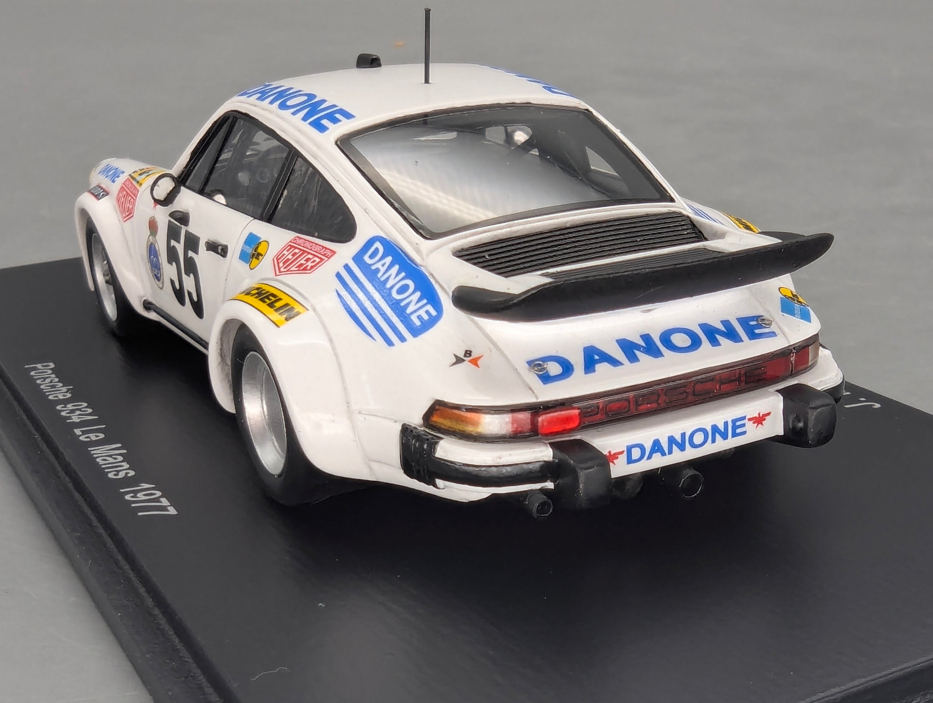 Modellautos 1:43 Spark S5090 Porsche 934 24h Le Mans 1977 #55 mit OVP