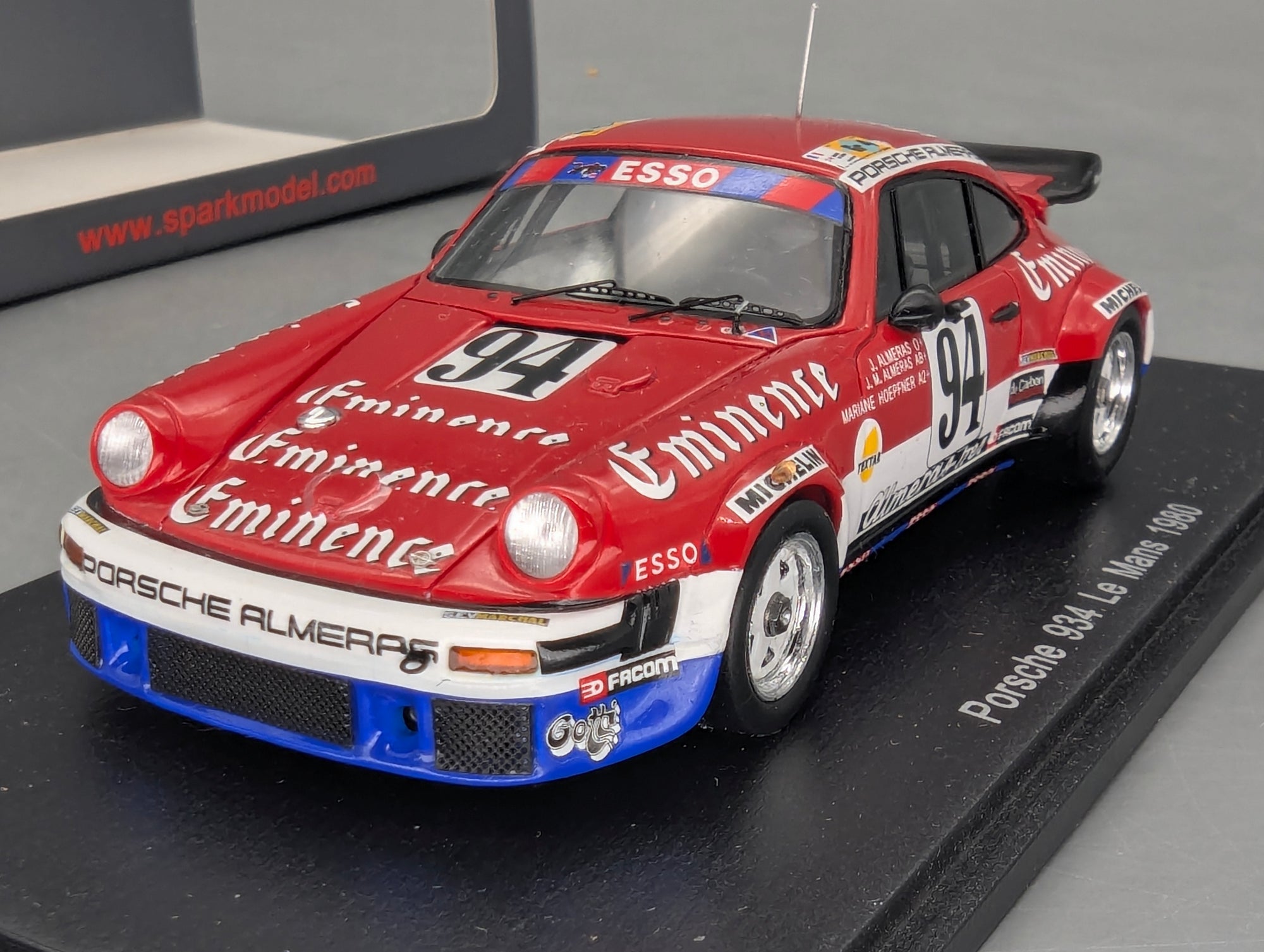 Modellautos 1:43 Spark S5094 Porsche 934 24h Le Mans 1980 #94 mit OVP