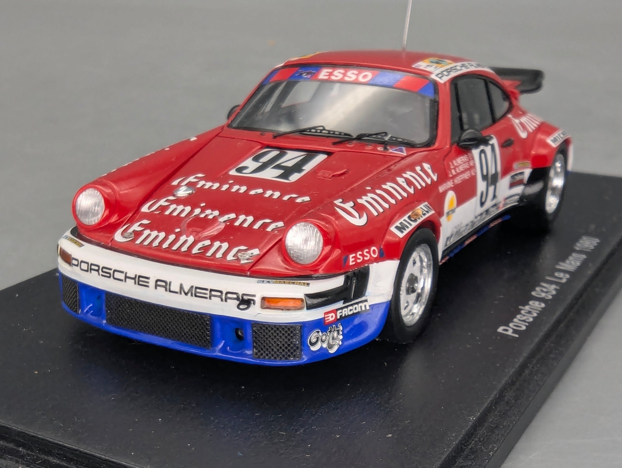 Modellautos 1:43 Spark S5094 Porsche 934 24h Le Mans 1980 #94 mit OVP