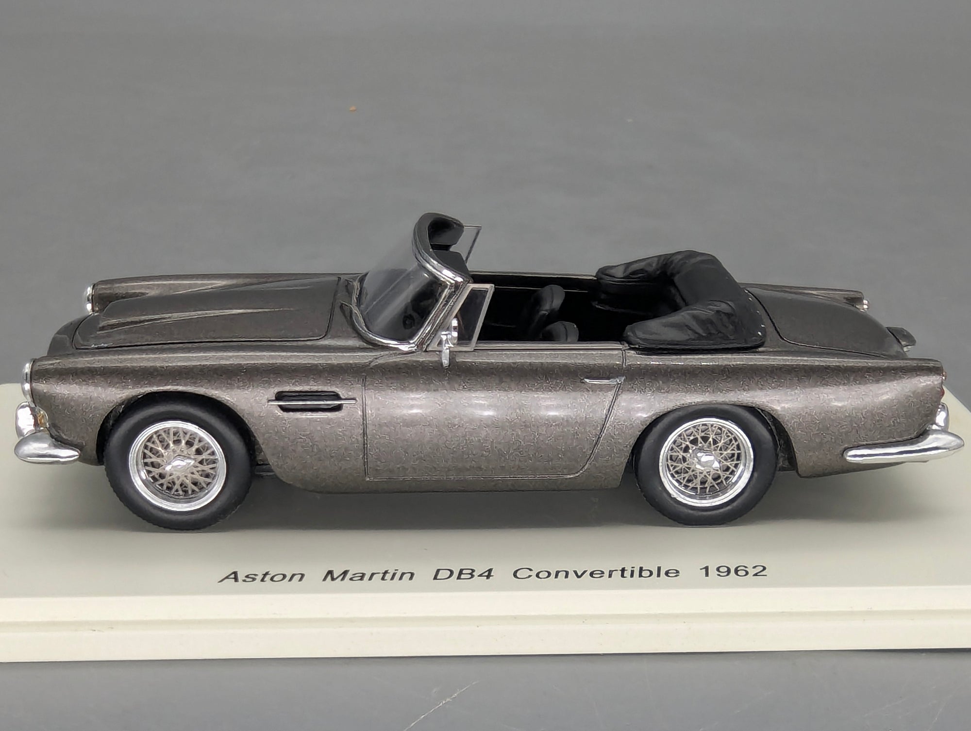 Coches a escala 1:43 Spark SB660 BMW 635 CSi 24h Spa 1985 #3 con embalaje original