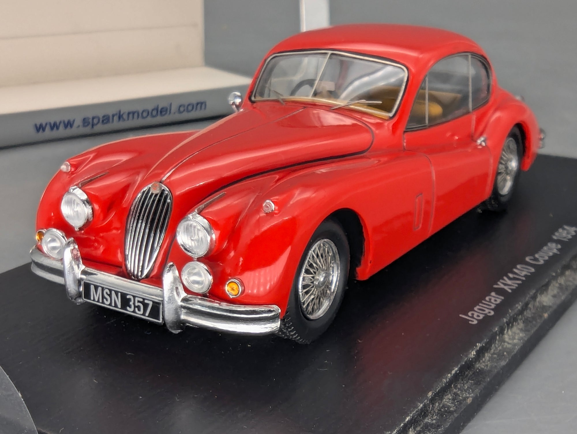 Modellautos 1:43 Spark S2113 Jaguar XK140 Coupe 1954 Rot mit OVP