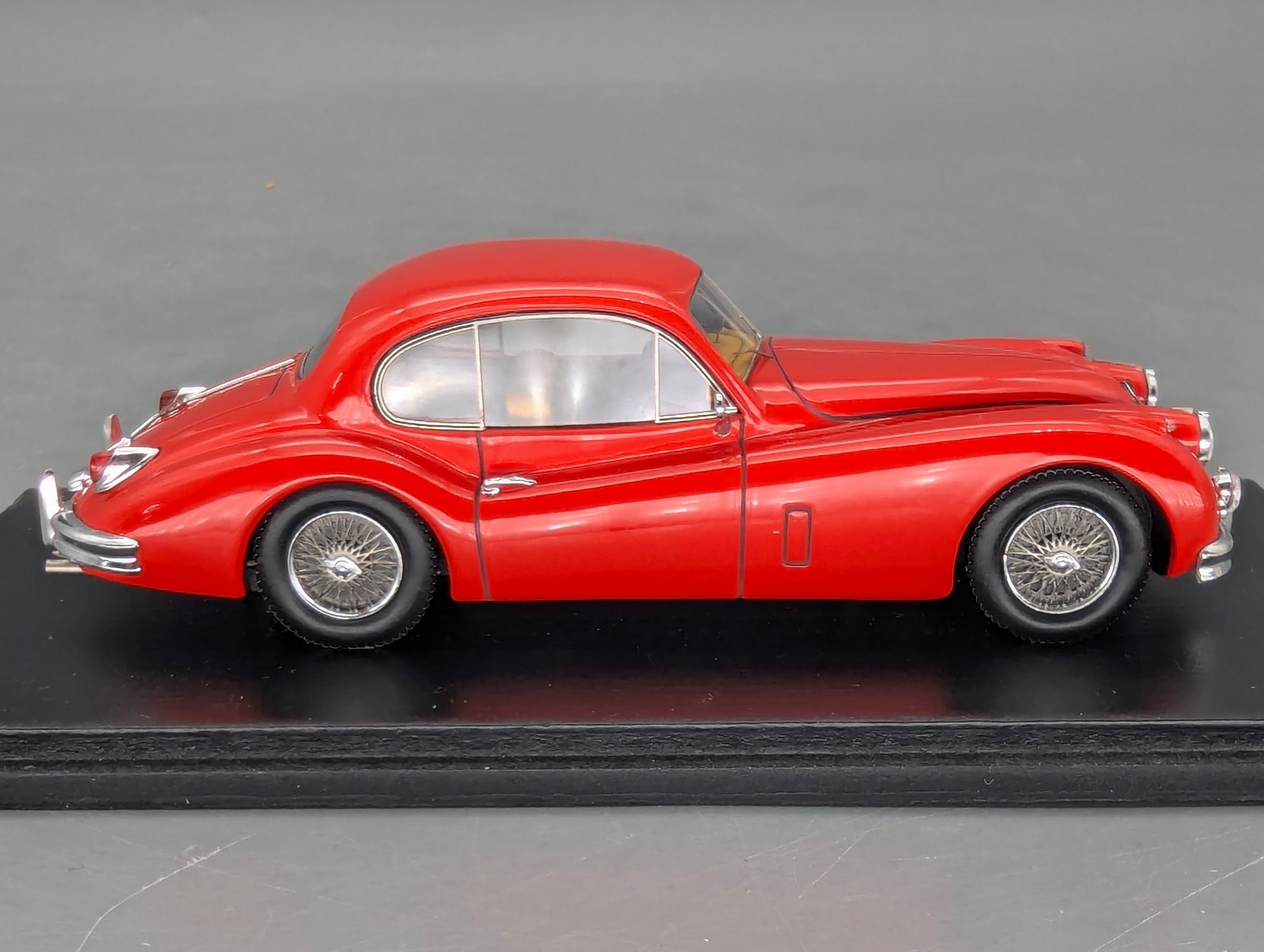Modellautos 1:43 Spark S2113 Jaguar XK140 Coupe 1954 Rot mit OVP