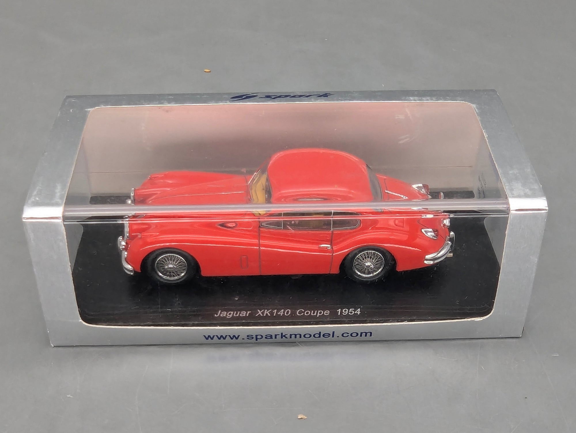 Modellautos 1:43 Spark S2113 Jaguar XK140 Coupe 1954 Rot mit OVP