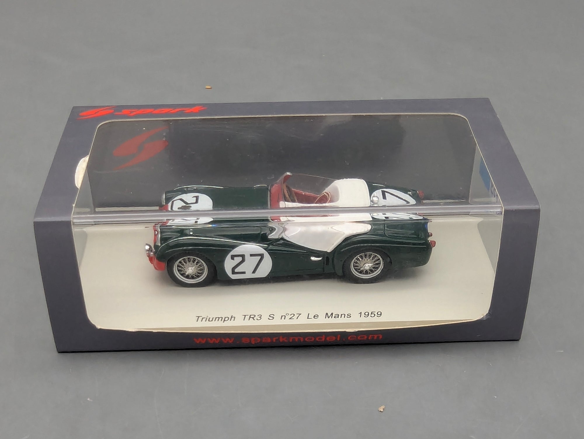 Modellautos 1:43 Spark S1397 Triumph TR3 S 24h Le Mans 1959 #27 mit OVP