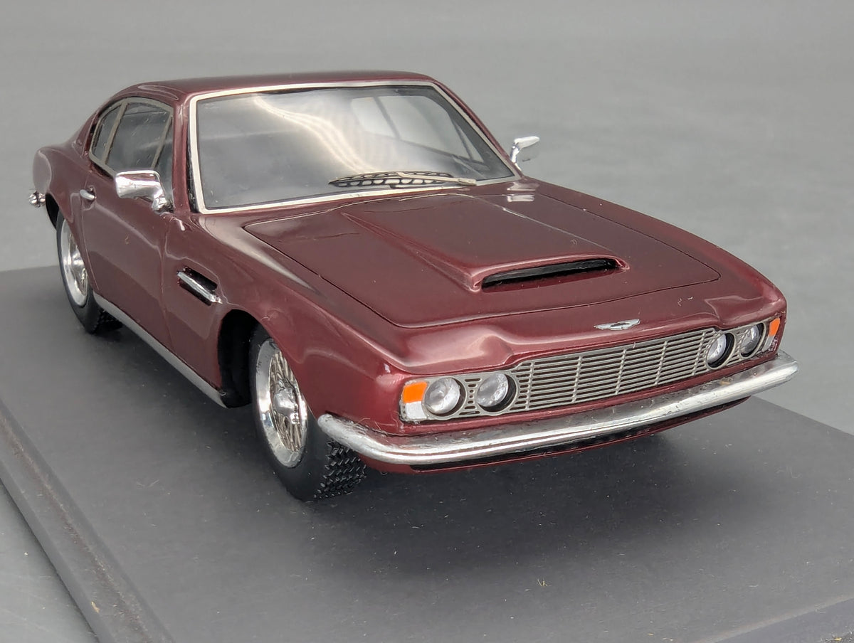 Modellautos 1:43 Spark S0573 Aston Martin DBS 1967 Windsor Red mit OVP