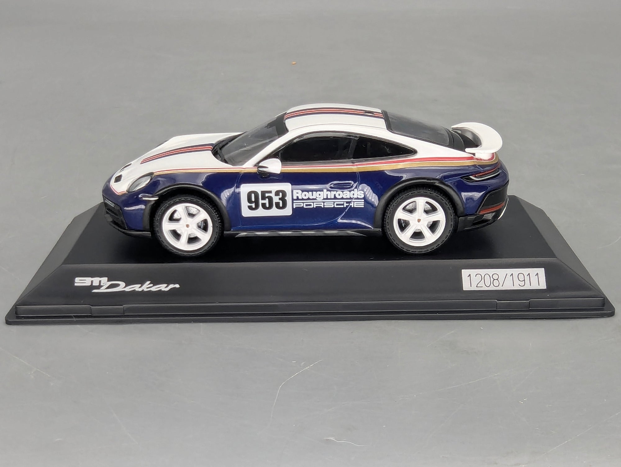 Modellautos 1:43 Spark Porsche 911 Dakar #953 mit WAP Dealer OVP