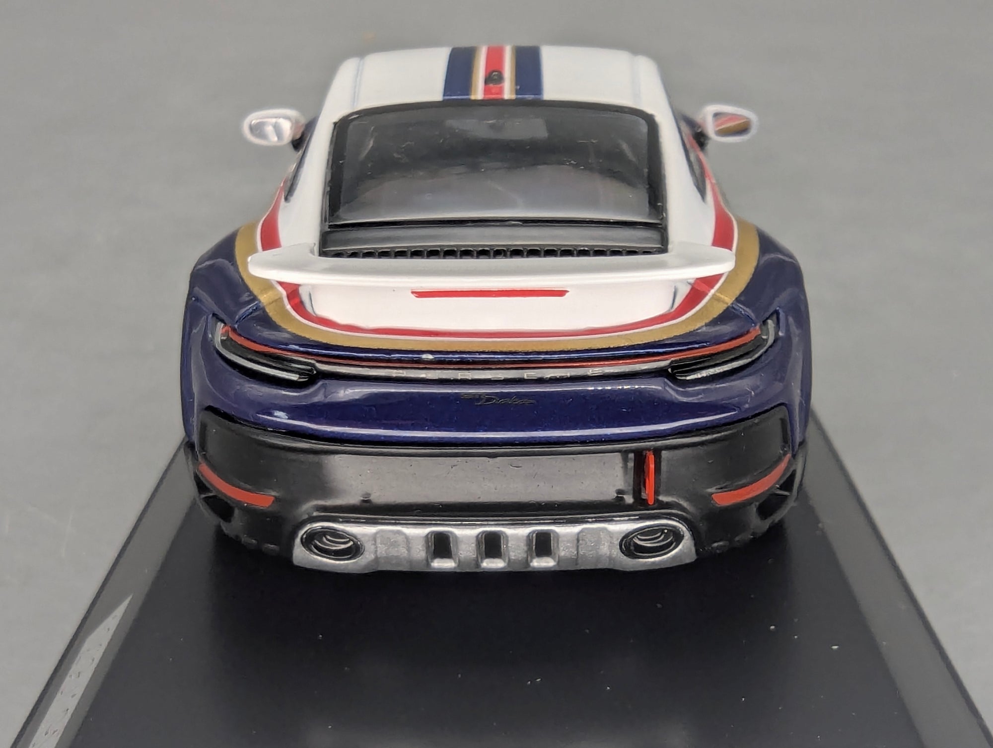Modellautos 1:43 Spark Porsche 911 Dakar #953 mit WAP Dealer OVP