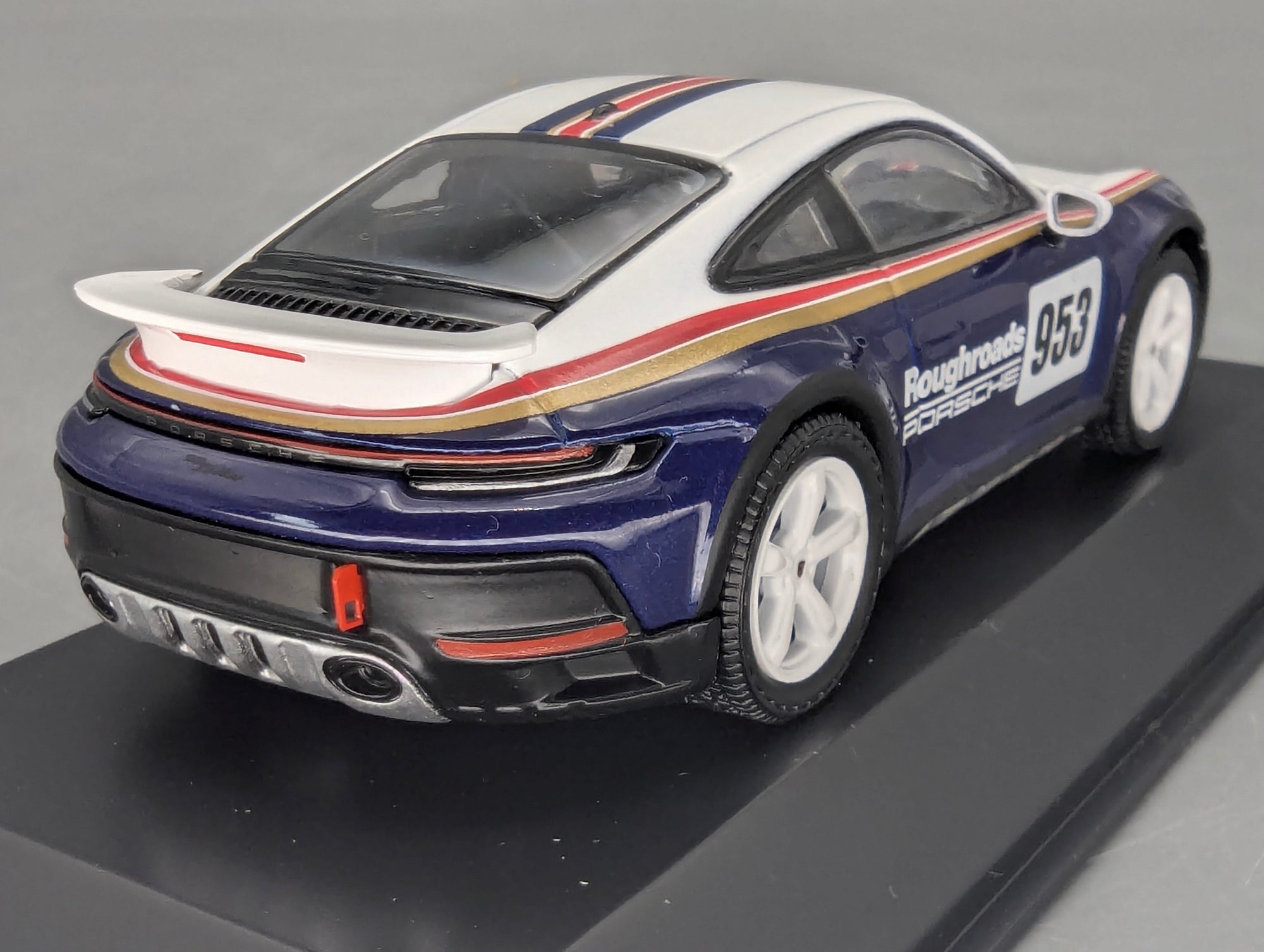 Modellautos 1:43 Spark Porsche 911 Dakar #953 mit WAP Dealer OVP