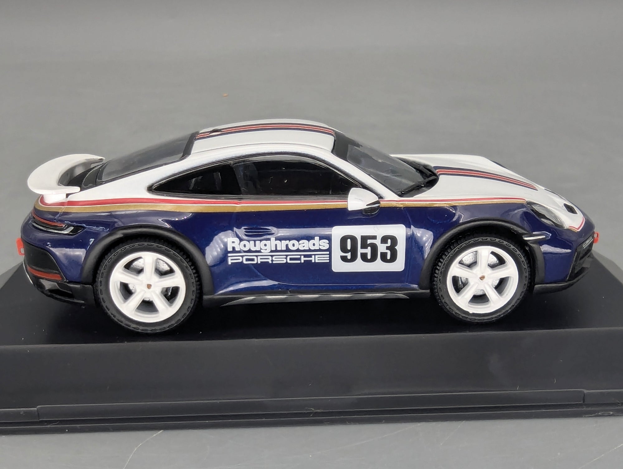 Modellautos 1:43 Spark Porsche 911 Dakar #953 mit WAP Dealer OVP