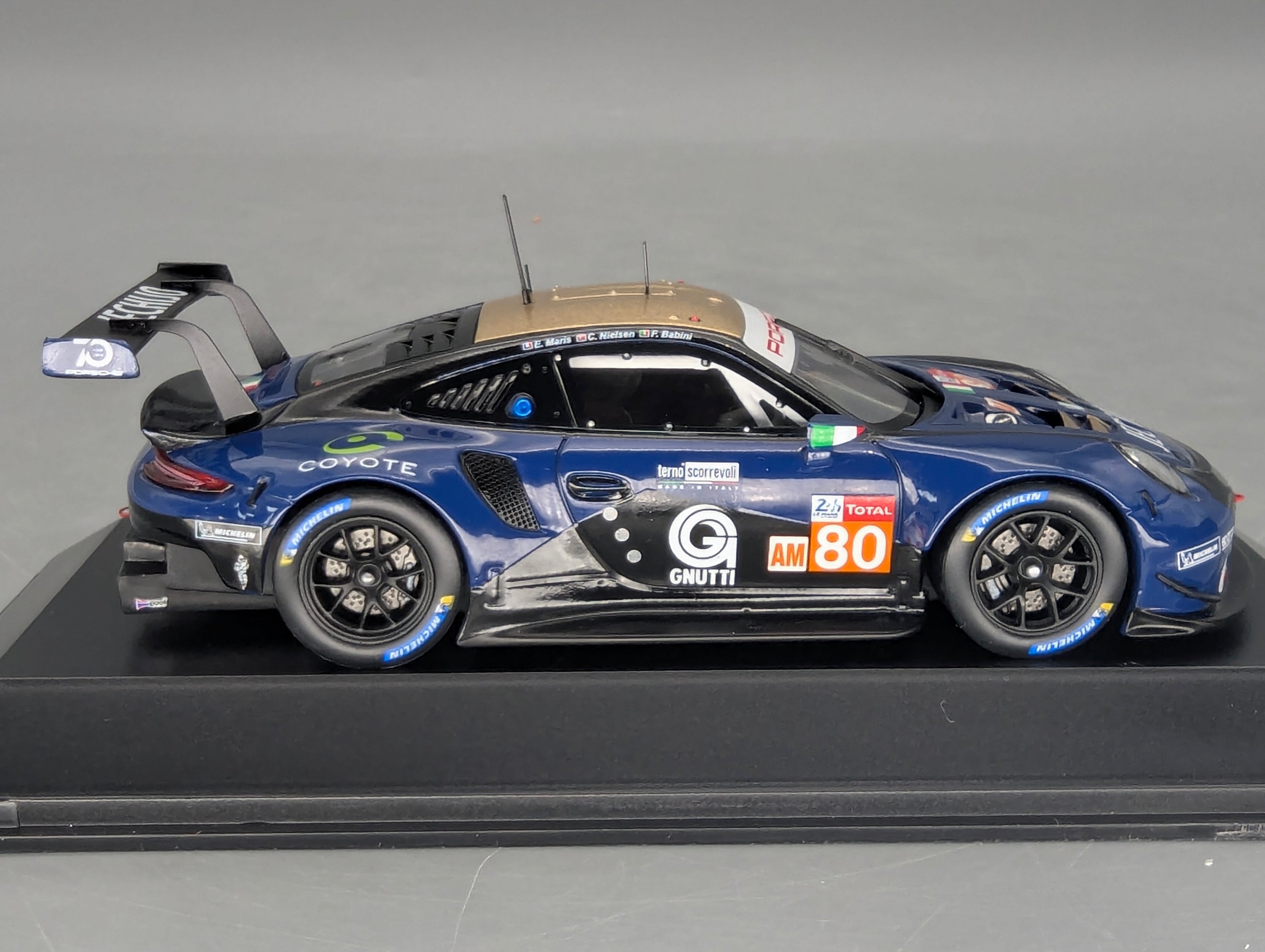 Modellautos 1:43 Spark Porsche 911 RSR 24h Le Mans 2018 #80 mit WAP Dealer OVP