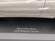 Modellautos 1:18 Kyosho Mercedes Benz CLK Class 240 Coupe mit Dealer OVP