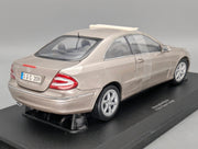 Modellautos 1:18 Kyosho Mercedes Benz CLK Class 240 Coupe mit Dealer OVP