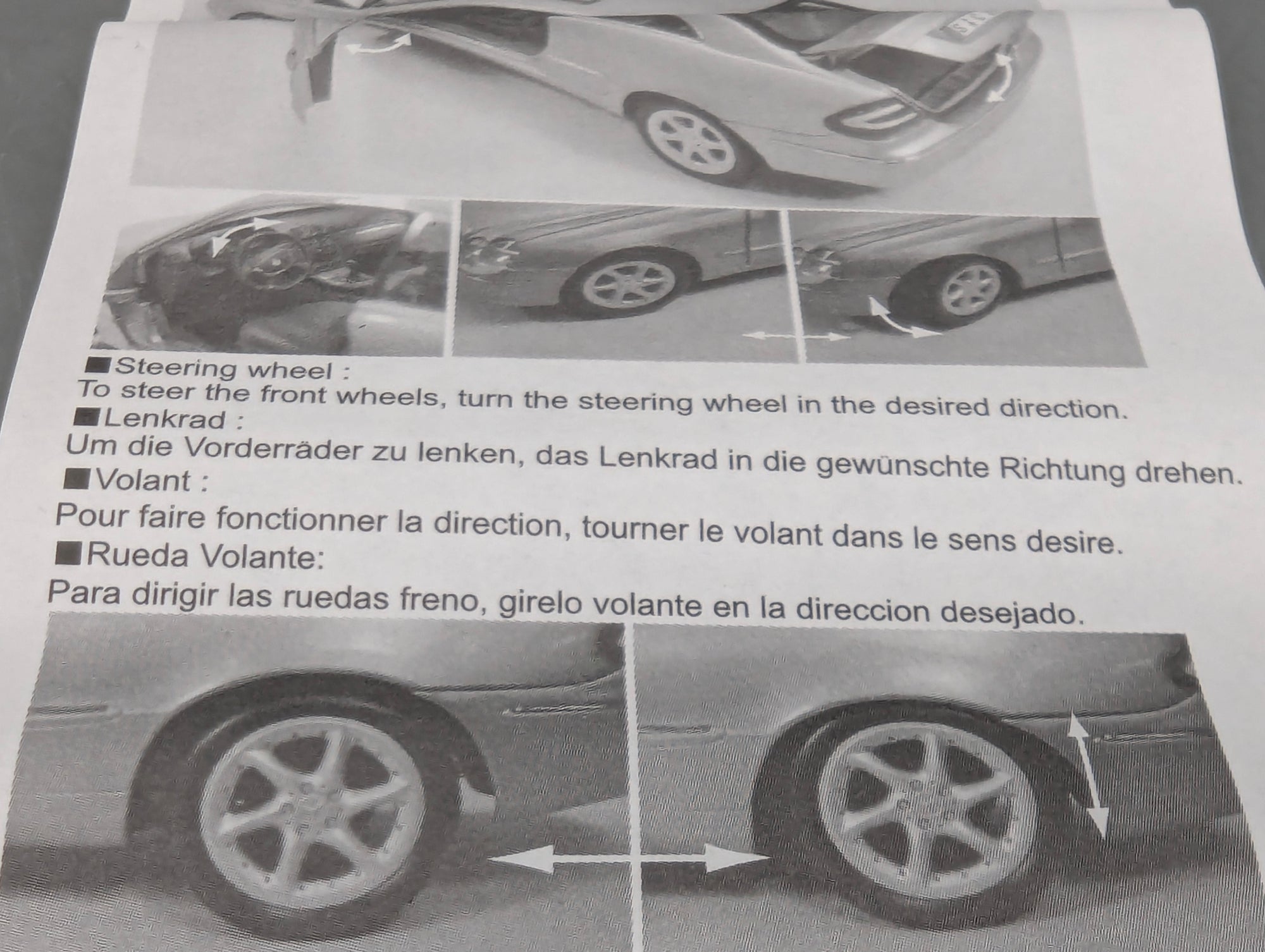 Modellautos 1:18 Kyosho Mercedes Benz CLK Class 240 Coupe mit Dealer OVP