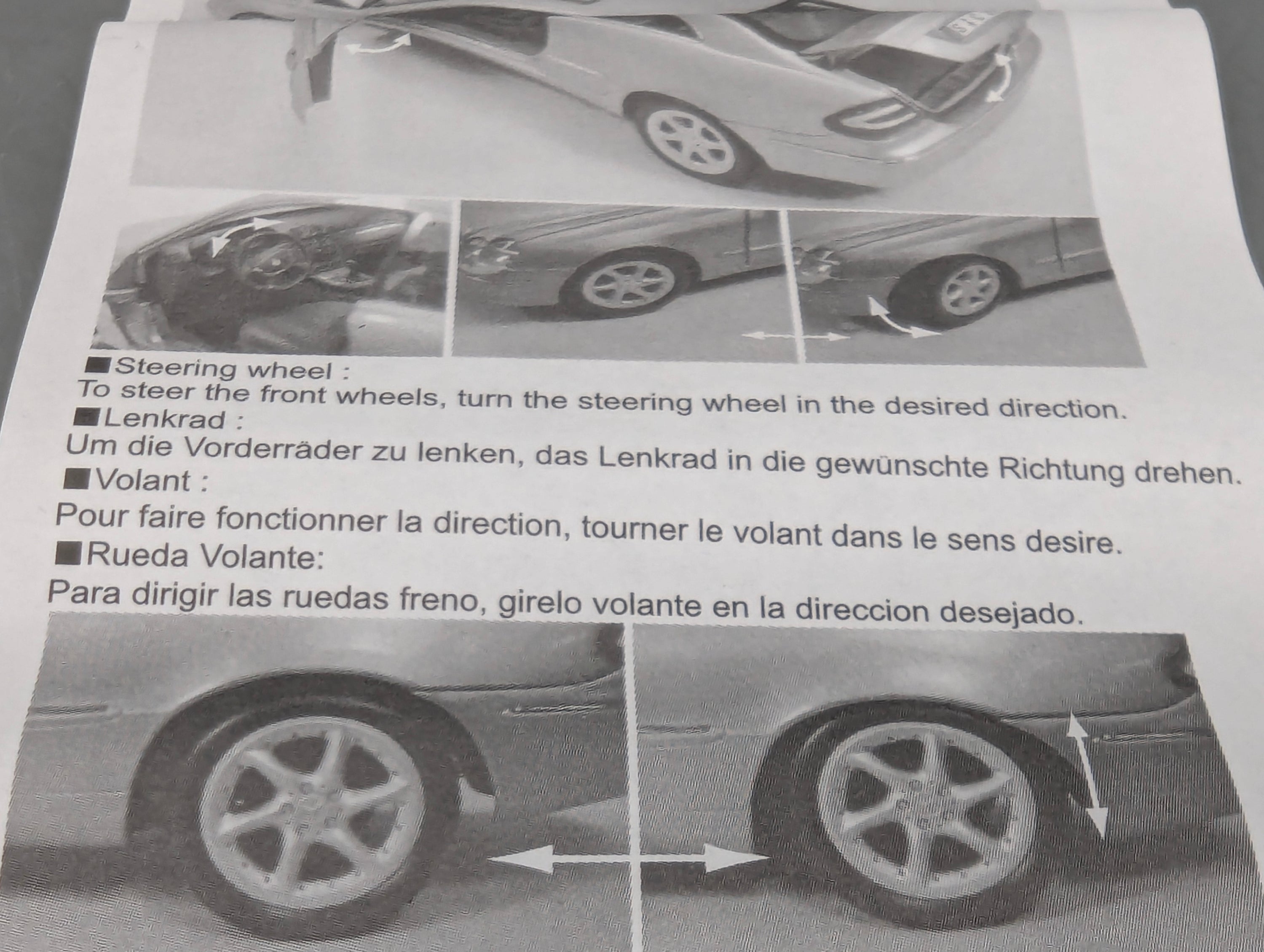 Modellautos 1:18 Kyosho Mercedes Benz CLK Class 240 Coupe mit Dealer OVP