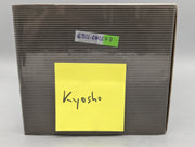 Modellautos 1:18 Kyosho Mercedes Benz CLK Class 240 Coupe mit Dealer OVP