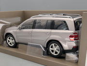 Modellautos 1:18 Minichamps Mercedes-Benz GL-Klasse Tansanit Silber mit Dealer OVP
