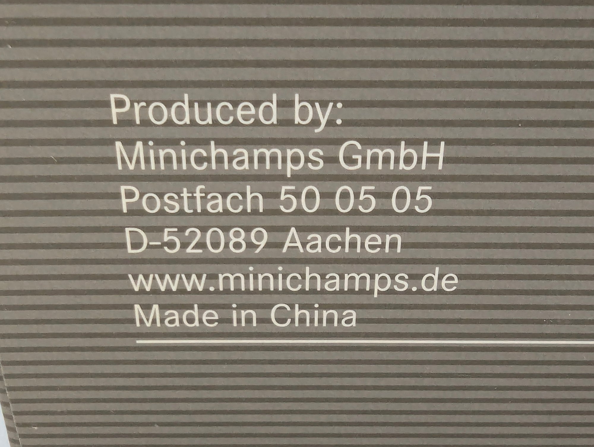 Modellautos 1:18 Minichamps Mercedes-Benz GL-Klasse Tansanit Silber mit Dealer OVP