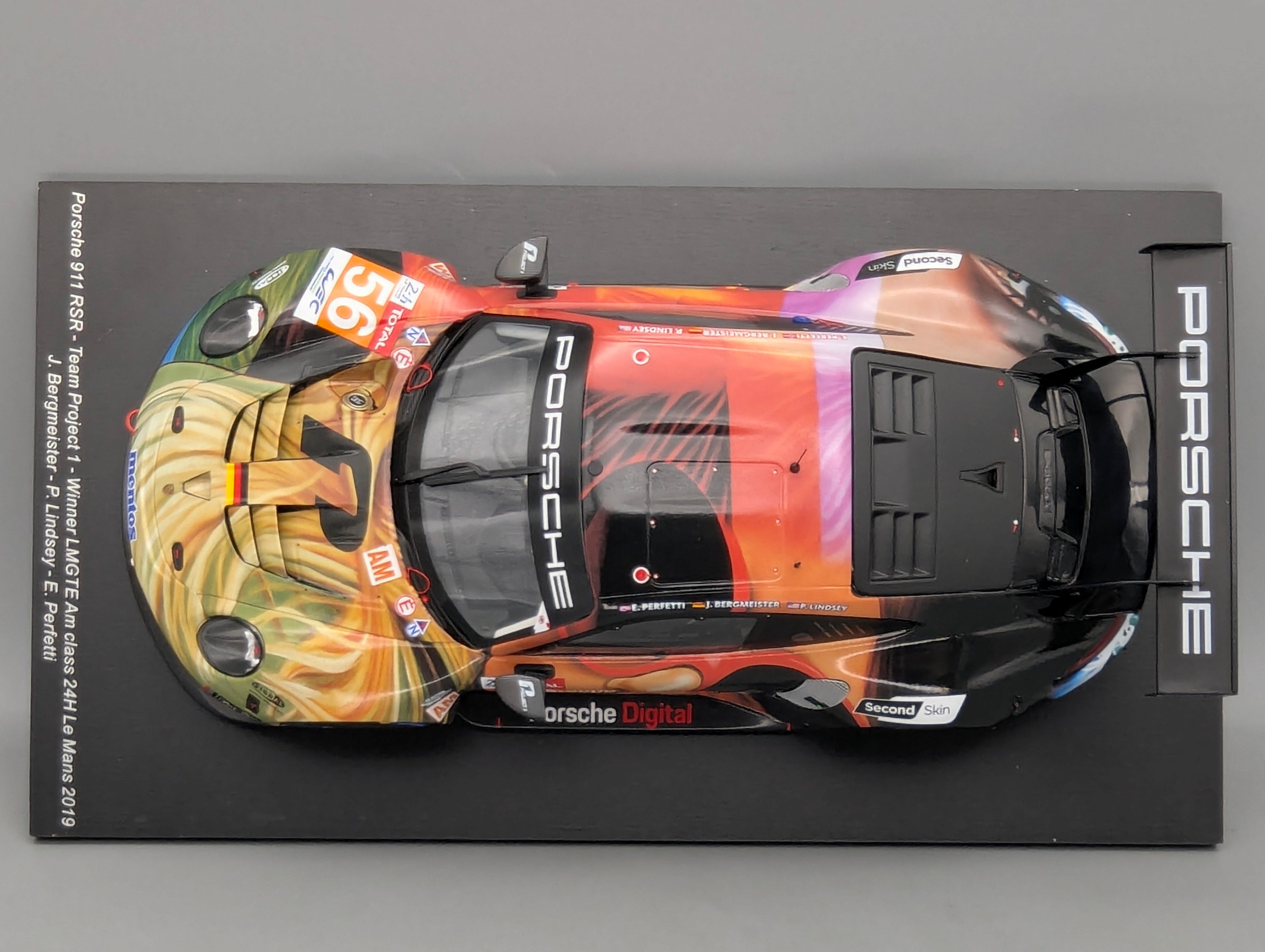 Model Cars 1:43 Minichamps Mercedes Benz SL65 AMG Black Series Silver with original packaging