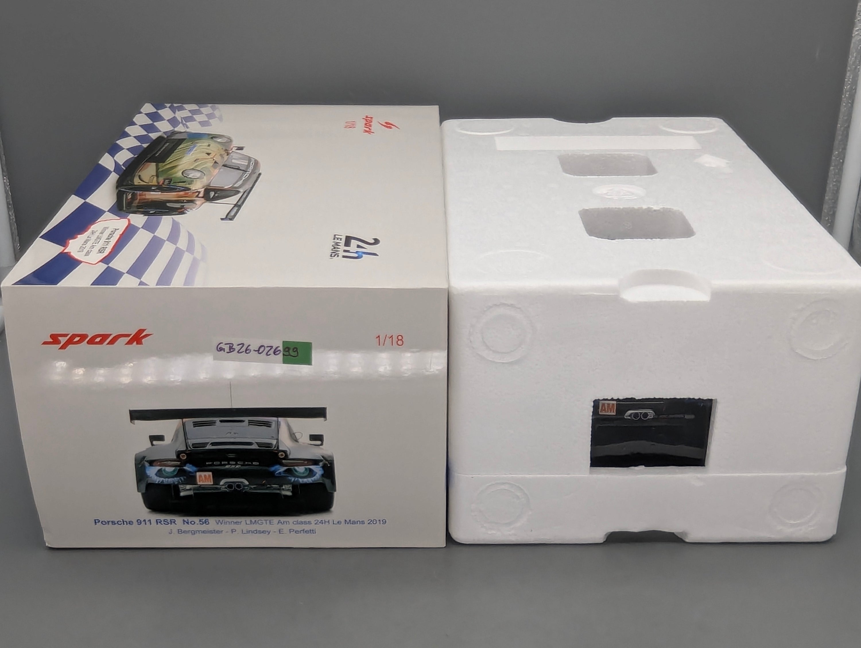 Model Cars 1:43 Minichamps Mercedes Benz SL65 AMG Black Series Silver with original packaging