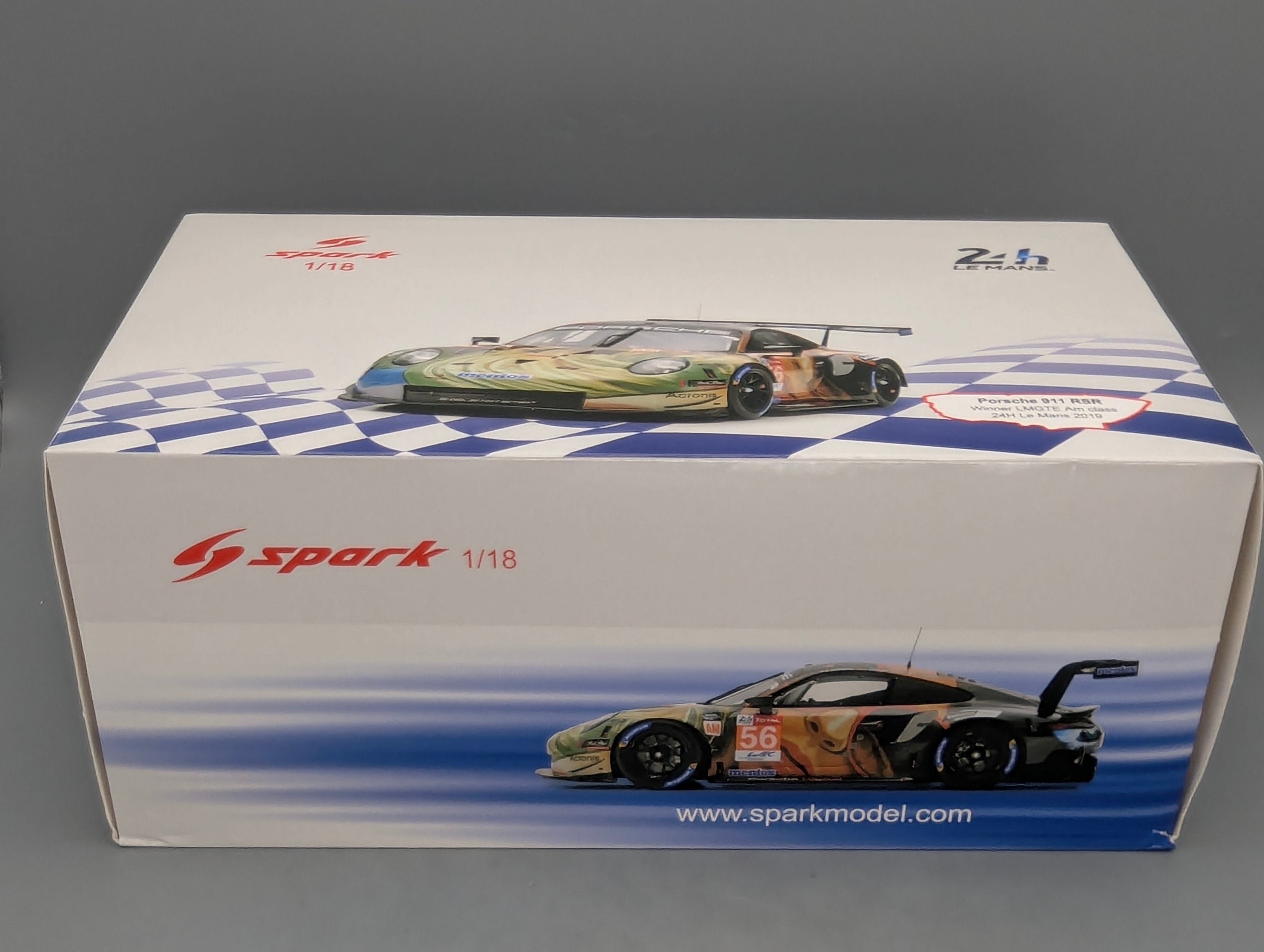 Model Cars 1:43 Minichamps Mercedes Benz SL65 AMG Black Series Silver with original packaging