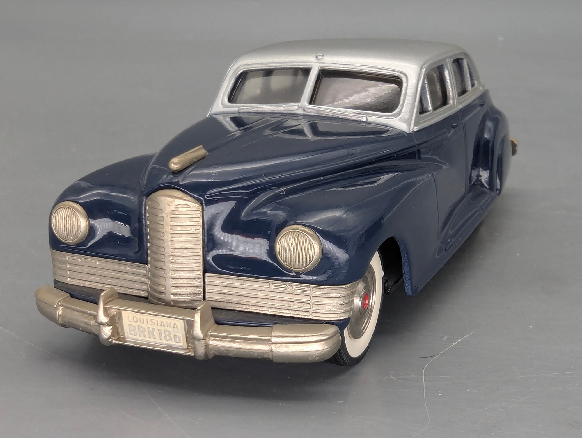 Modellautos 1:43 Brooklin Models #18a Packard Custom Super Clipper 1947 mit OVP