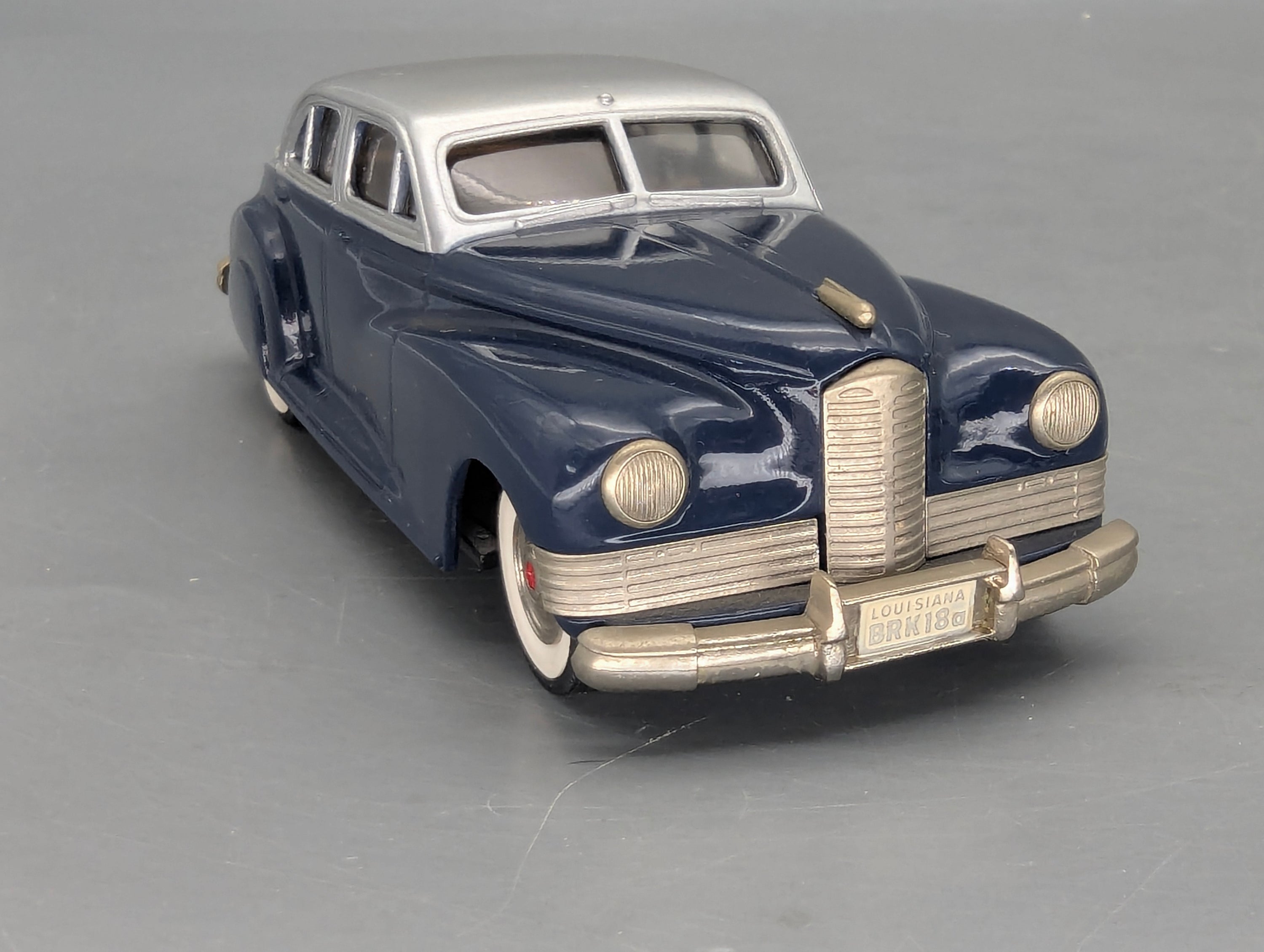 Modellautos 1:43 Brooklin Models #18a Packard Custom Super Clipper 1947 mit OVP