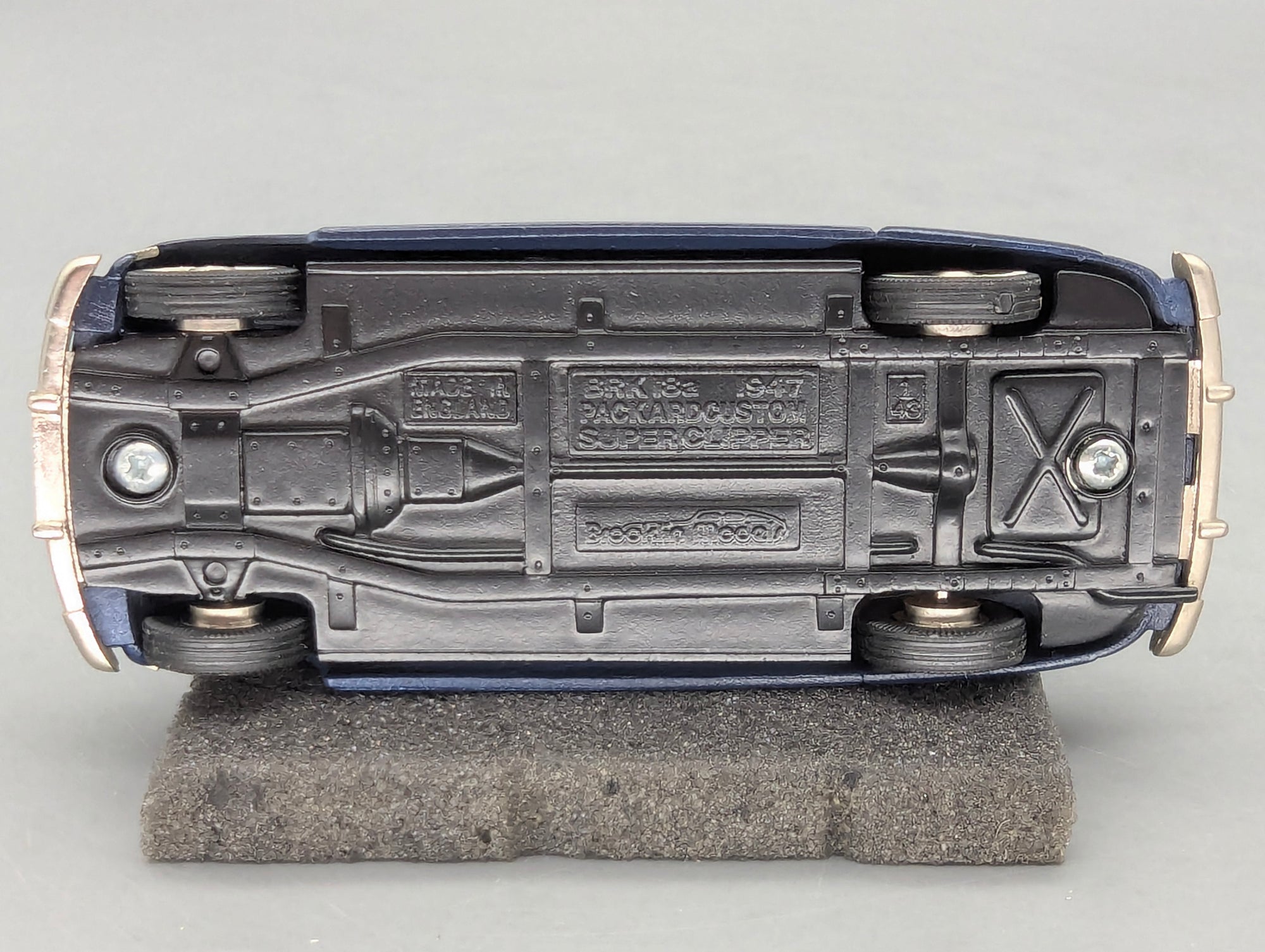 Modellautos 1:43 Brooklin Models #18a Packard Custom Super Clipper 1947 mit OVP