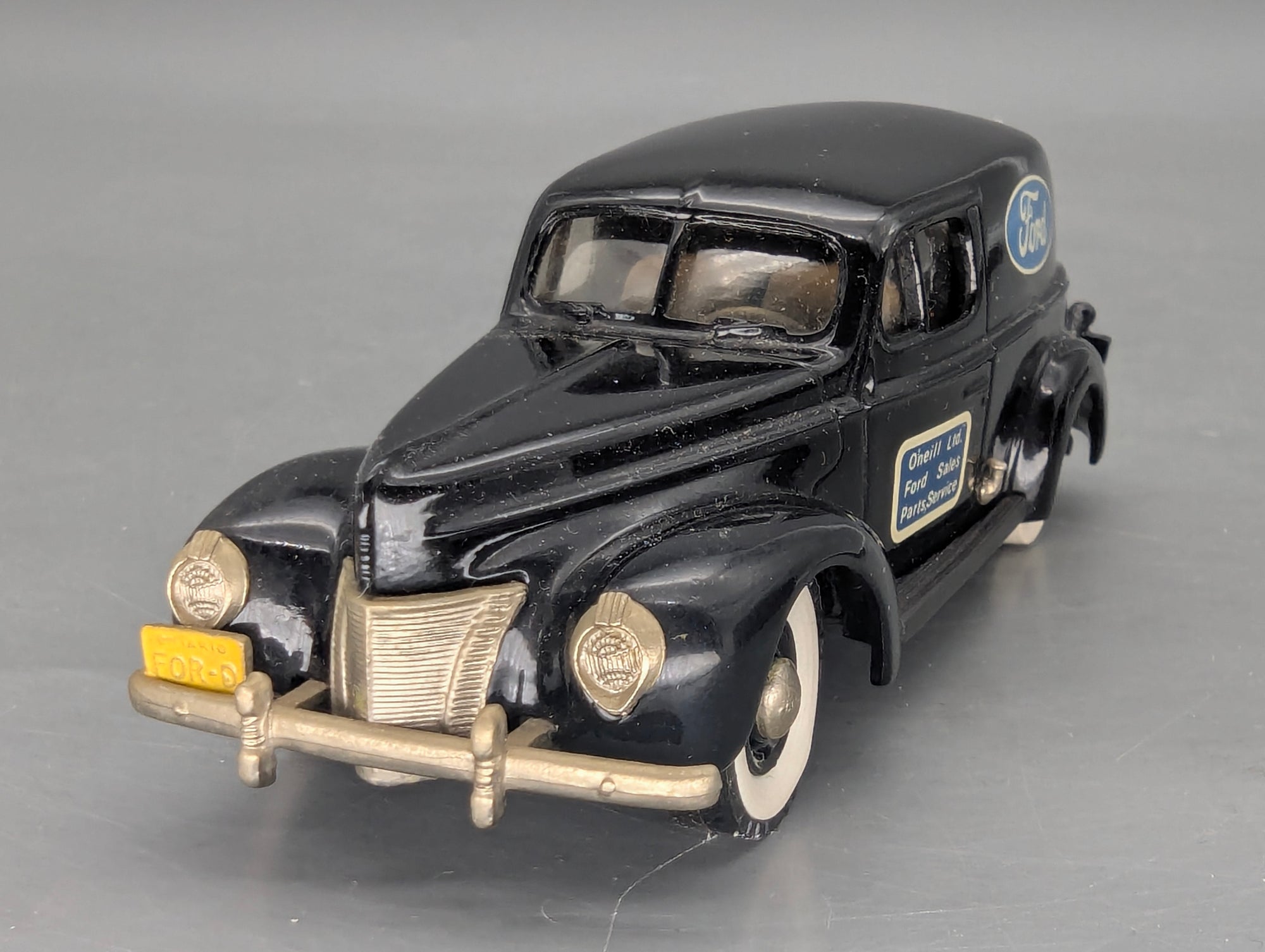 Modellautos 1:43 Brooklin Models #9 Ford Sedan Delivery Ford Service 1940 mit OVP