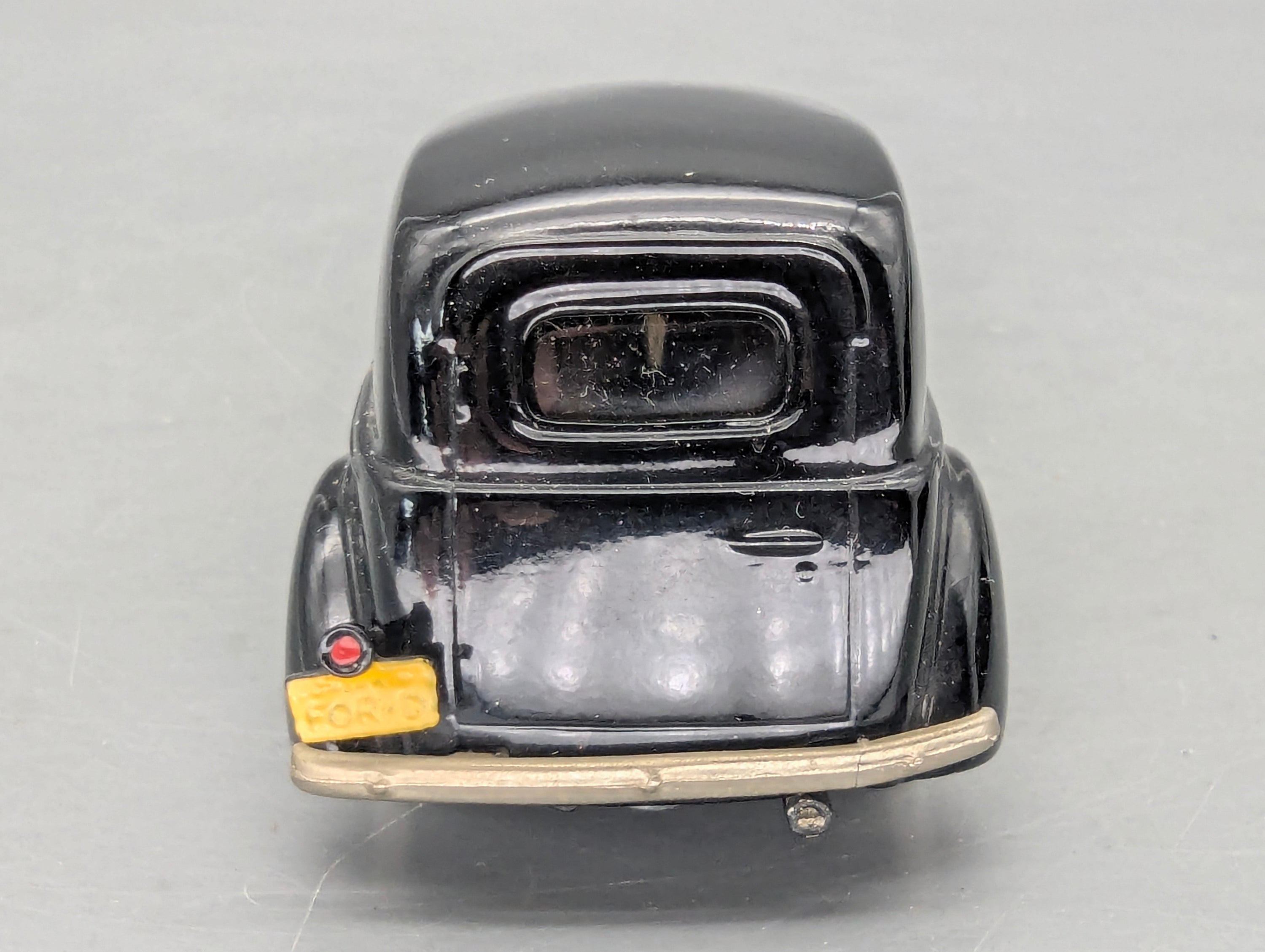 Modellautos 1:43 Brooklin Models #9 Ford Sedan Delivery Ford Service 1940 mit OVP