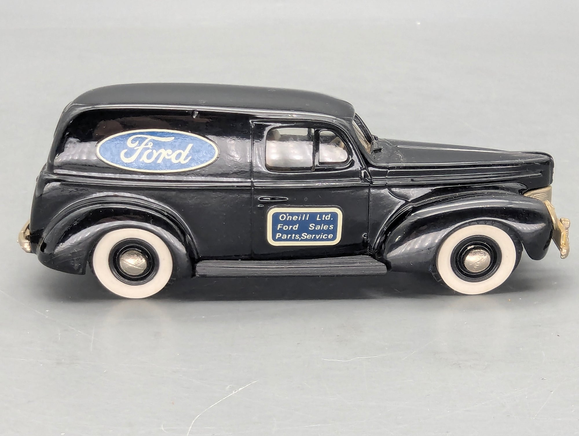 Modellautos 1:43 Brooklin Models #9 Ford Sedan Delivery Ford Service 1940 mit OVP