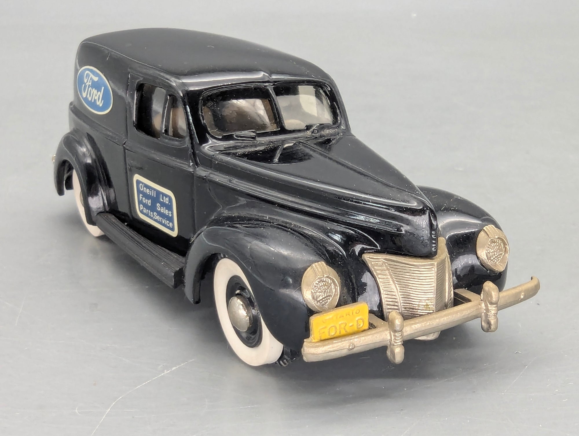 Modellautos 1:43 Brooklin Models #9 Ford Sedan Delivery Ford Service 1940 mit OVP