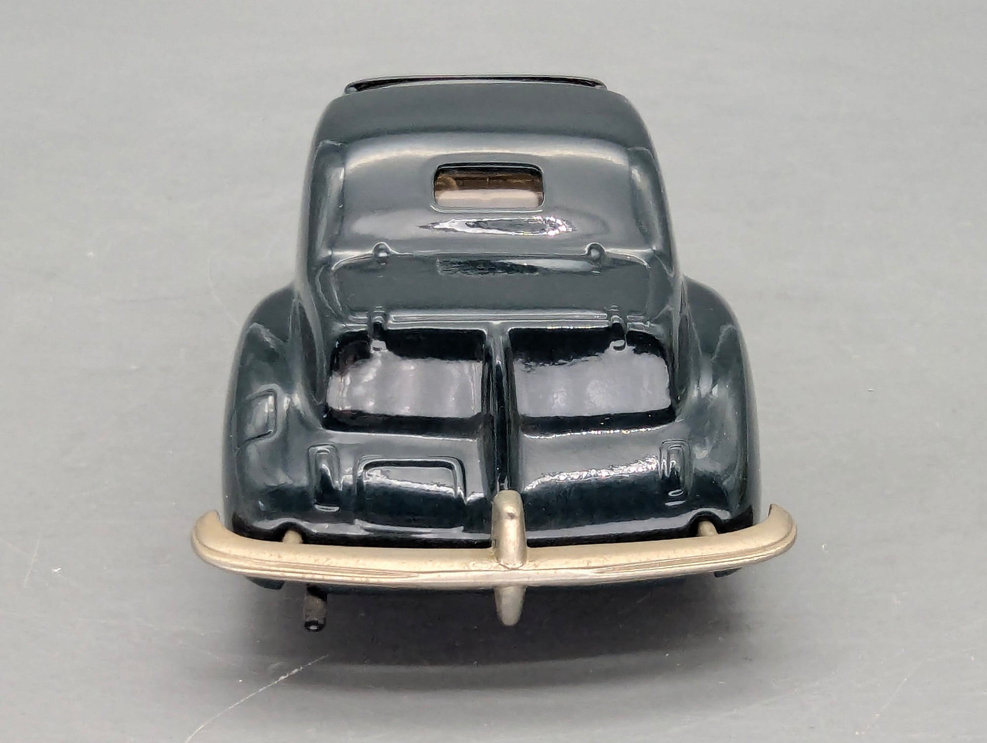 Modellautos 1:43 Brooklin Models #X2 Lincoln Continental 1946 R. Loewy mit OVP