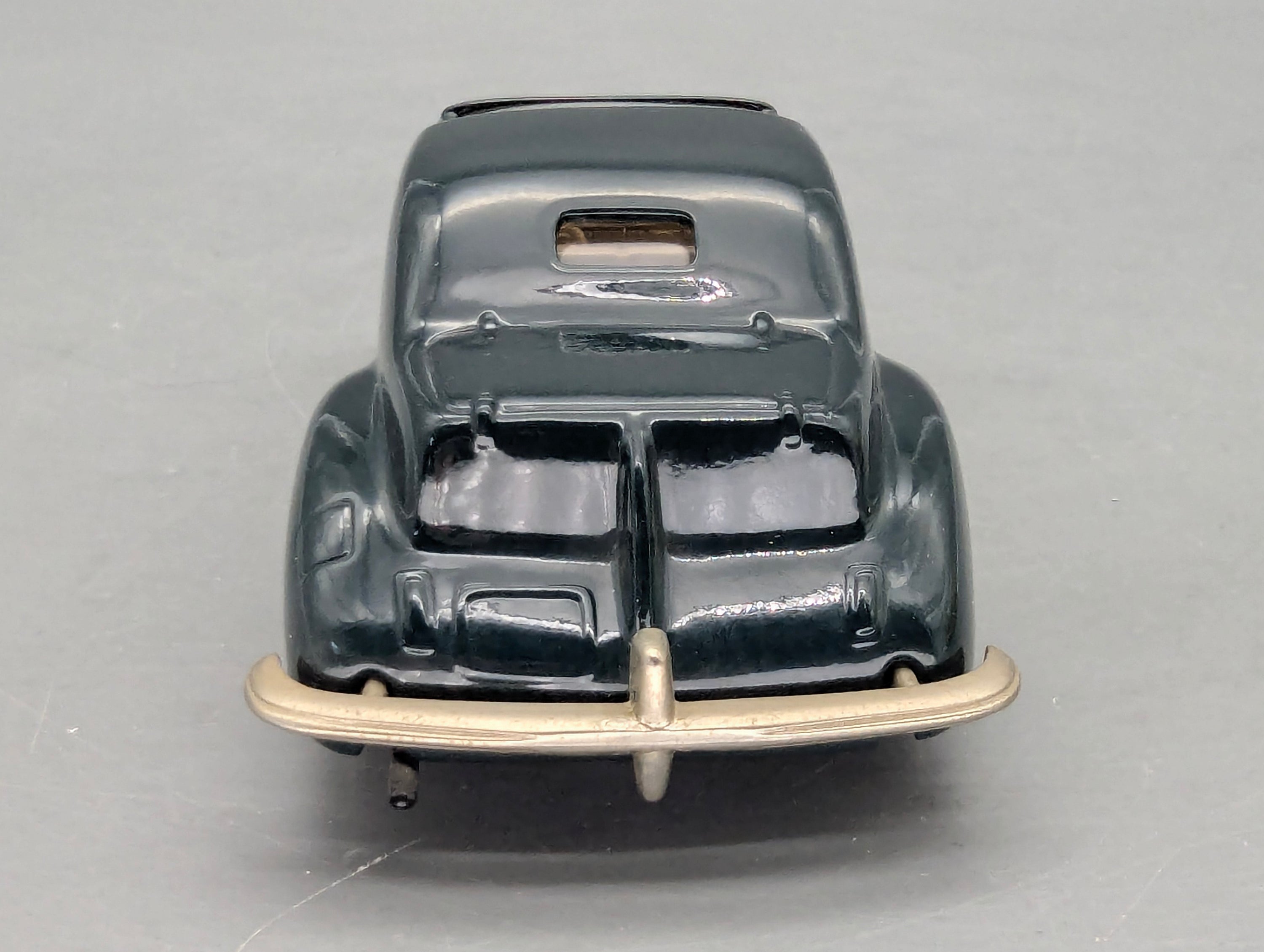 Modellautos 1:43 Brooklin Models #X2 Lincoln Continental 1946 R. Loewy mit OVP