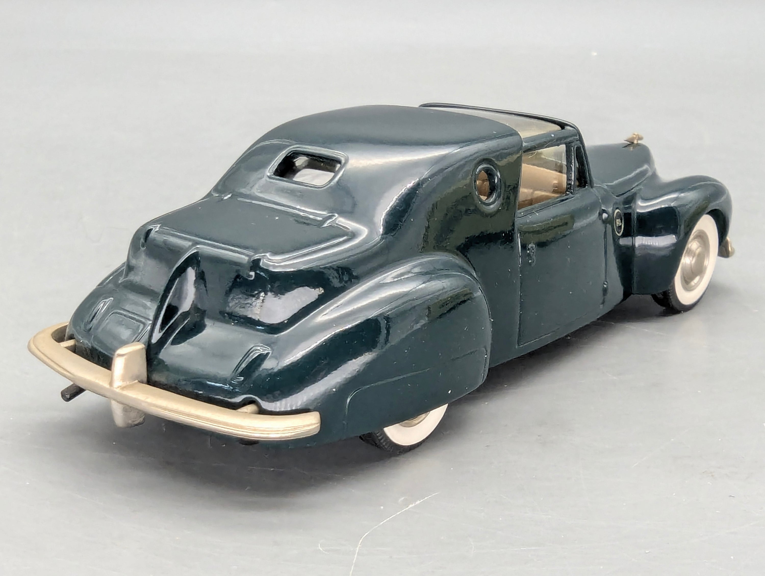 Modellautos 1:43 Brooklin Models #X2 Lincoln Continental 1946 R. Loewy mit OVP