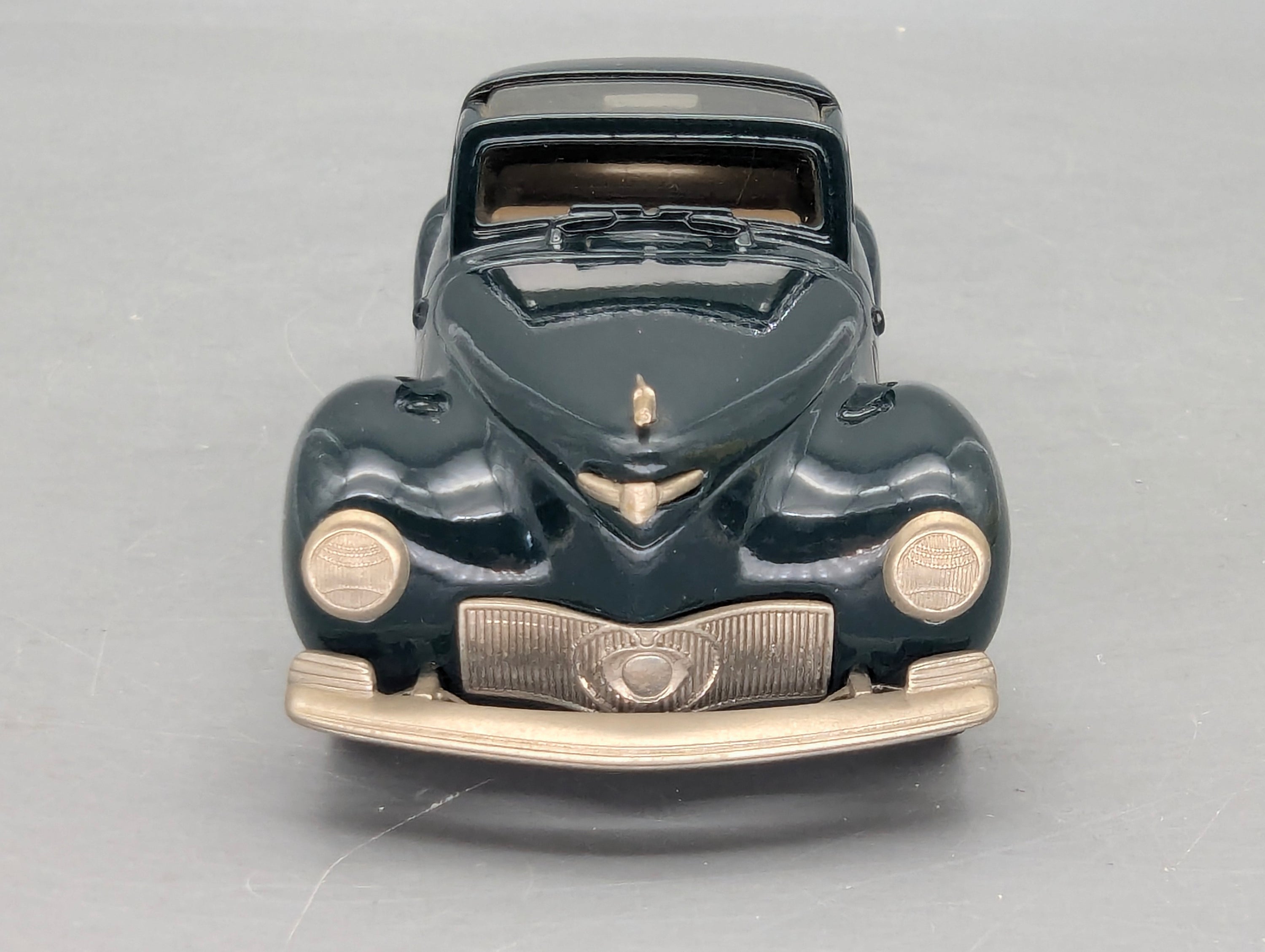 Modellautos 1:43 Brooklin Models #X2 Lincoln Continental 1946 R. Loewy mit OVP
