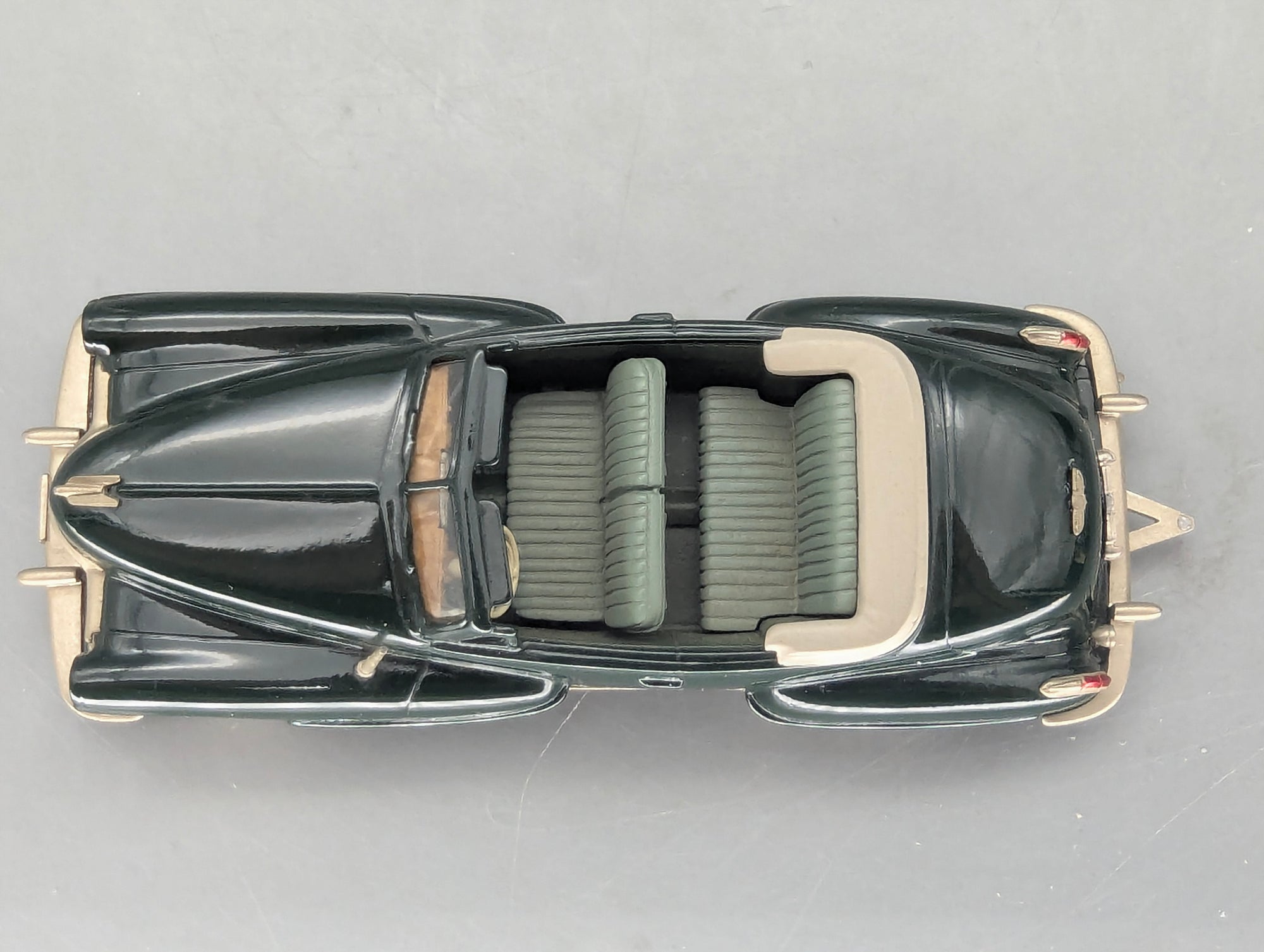 Modellautos 1:43 Brooklin Models #74 Cadillac Series 62 Convertible 1947 mit OVP