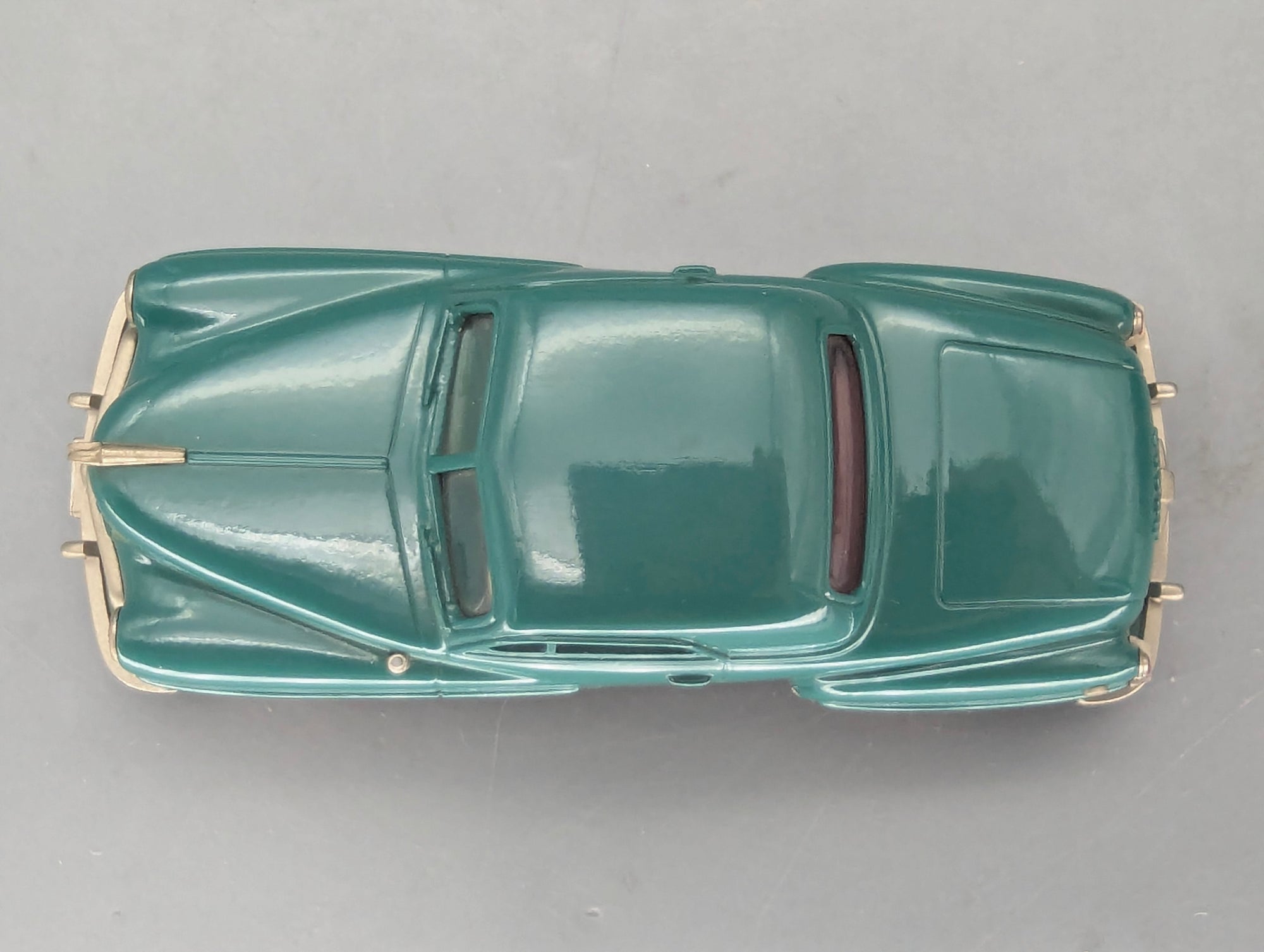 Coches a escala 1:43 Spark SB660 BMW 635 CSi 24h Spa 1985 #3 con embalaje original
