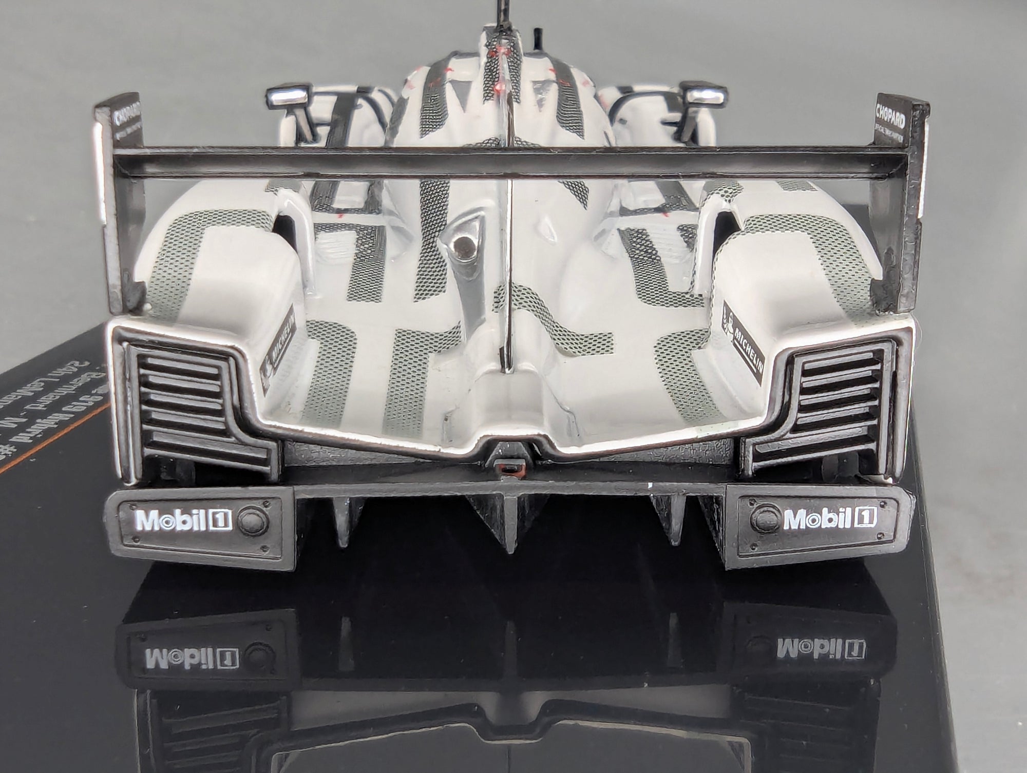 Modellautos 1:43 Ixo Porsche 919 Hybrid 24h Le Mans 2014 #20 Bernhard u.a. mit OVP