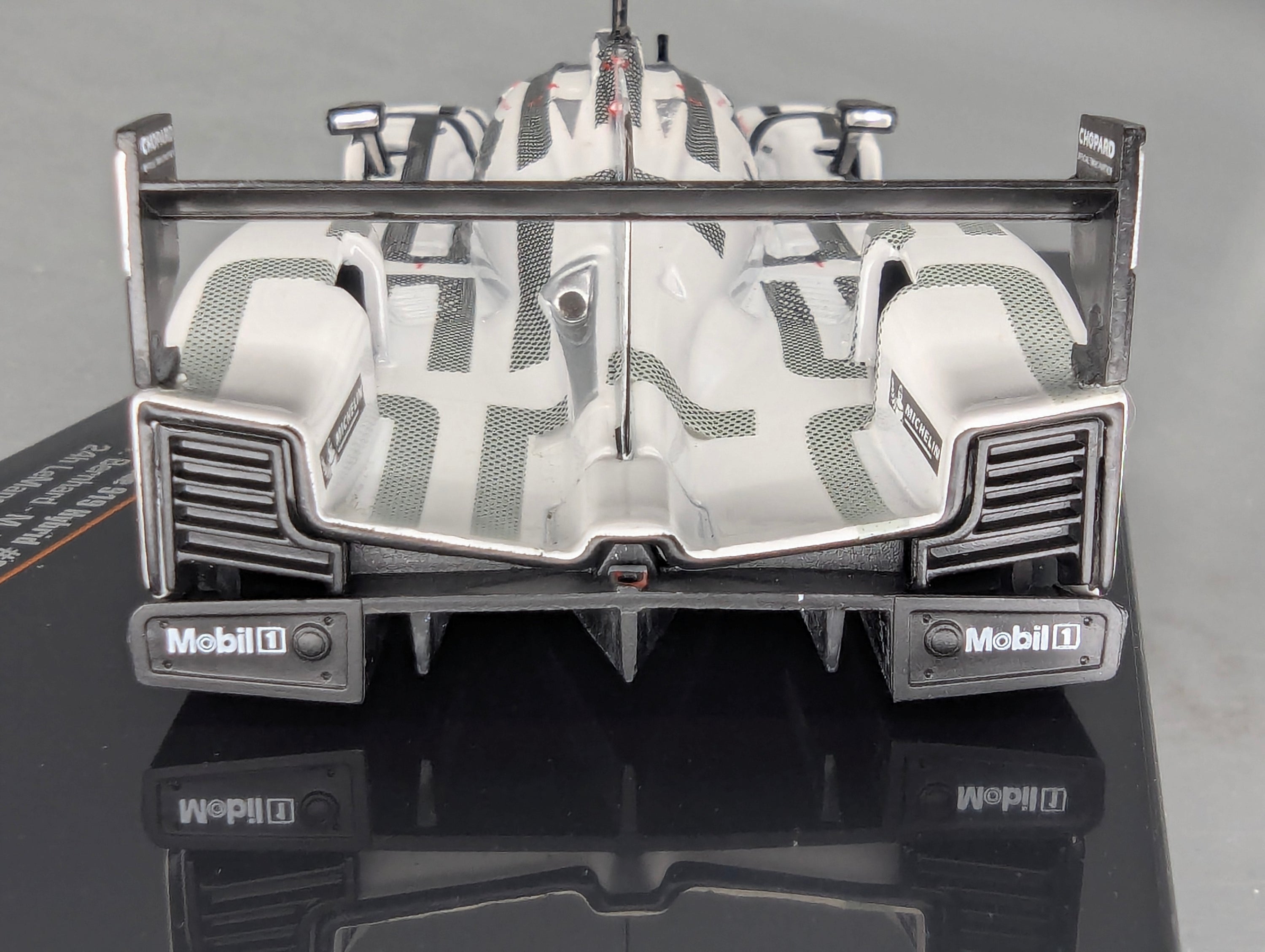 Modellautos 1:43 Ixo Porsche 919 Hybrid 24h Le Mans 2014 #20 Bernhard u.a. mit OVP