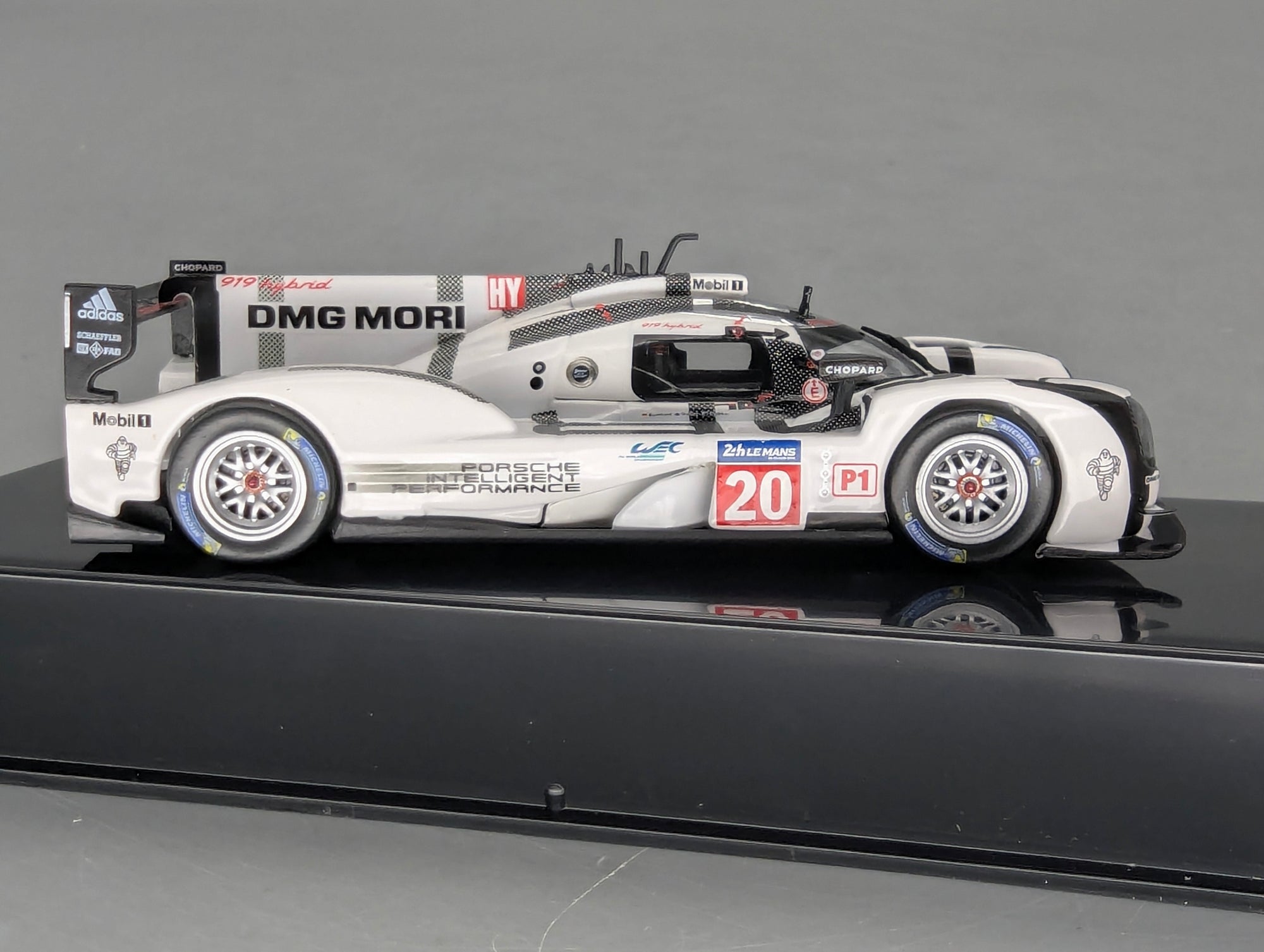 Modellautos 1:43 Ixo Porsche 919 Hybrid 24h Le Mans 2014 #20 Bernhard u.a. mit OVP