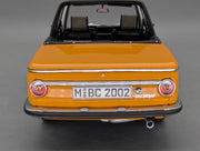 Modellautos 1:18 AUTOart BMW 2002 Baur Cabrio Convertible Orange mit Dealer OVP