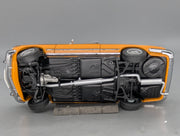 Modellautos 1:18 AUTOart BMW 2002 Baur Cabrio Convertible Orange mit Dealer OVP