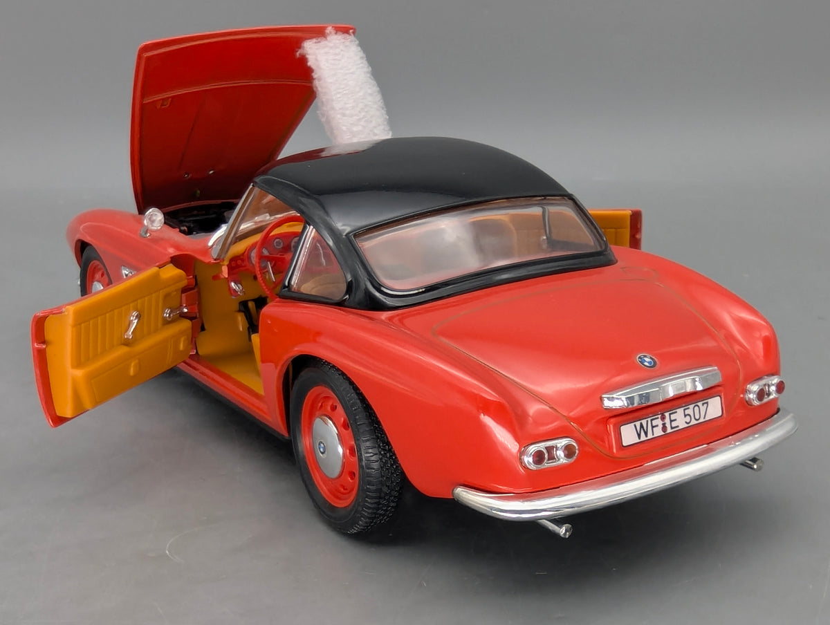 Modellautos 1:18 Revell BMW 507 Rot mit Dealer OVP