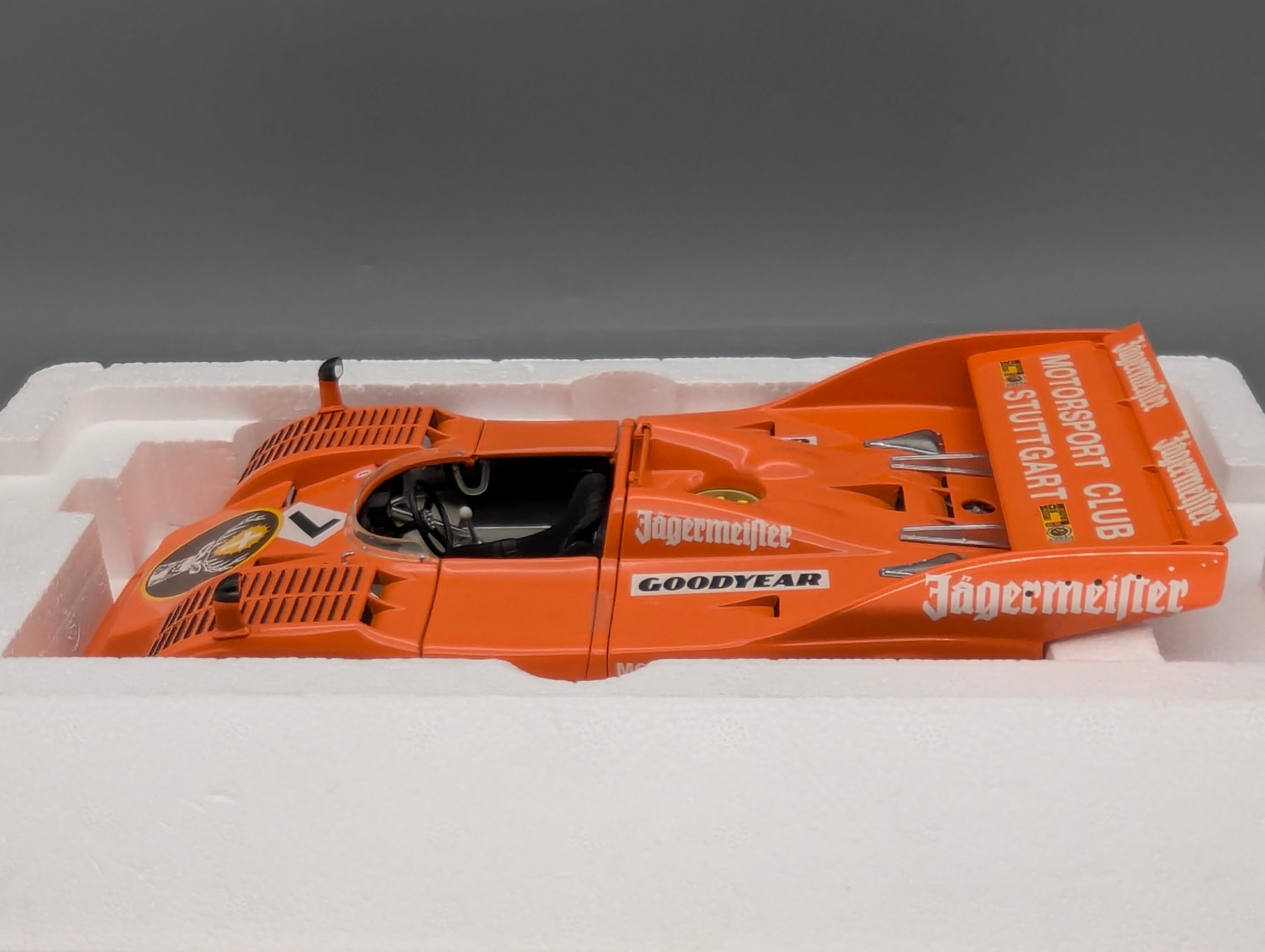 Coches en miniatura 1:43 Minichamps Mercedes Benz SL65 AMG Black Series Plata con embalaje original