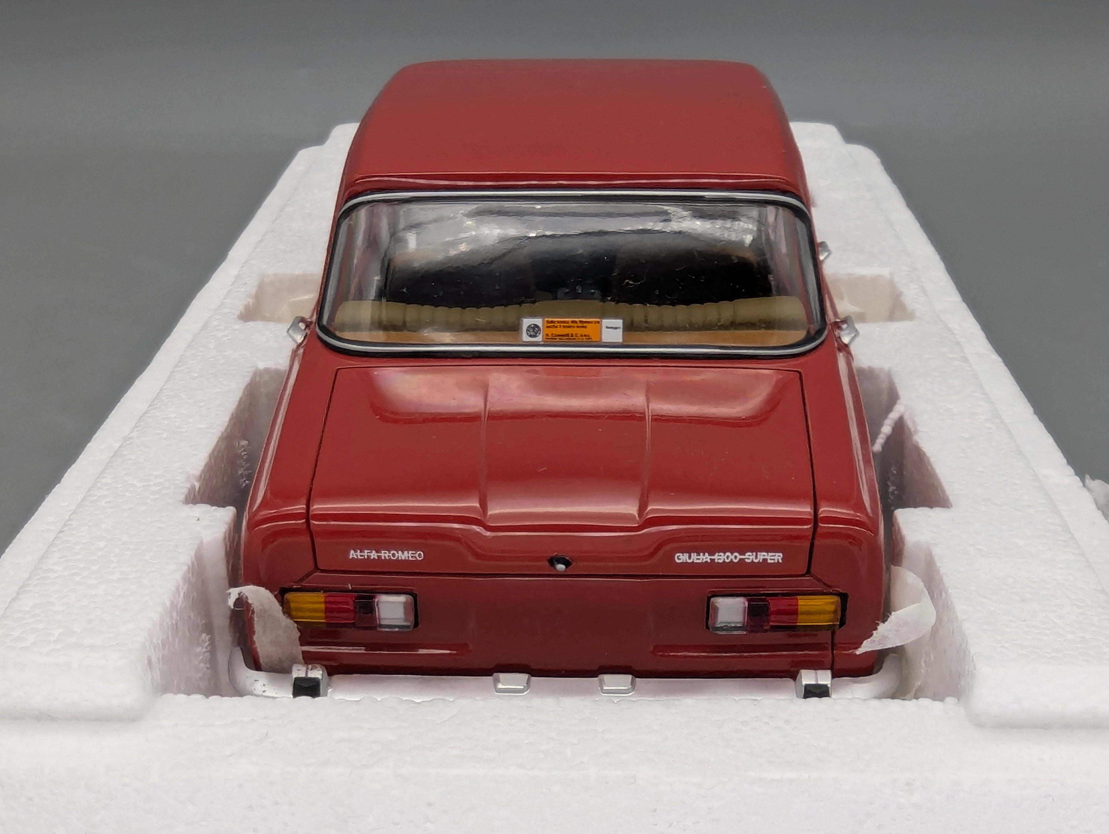 Coches en miniatura 1:43 Minichamps Mercedes Benz SL65 AMG Black Series Plata con embalaje original