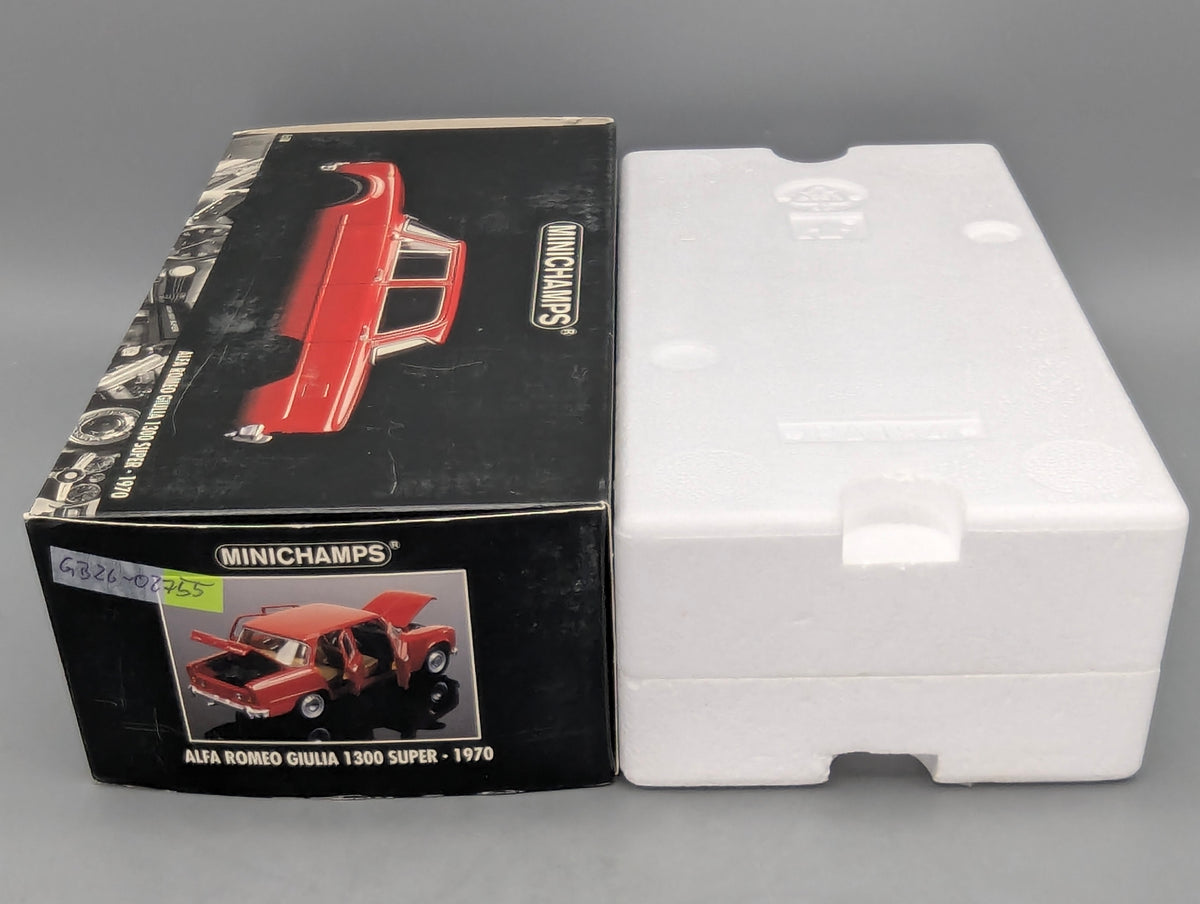 Modellautos 1:18 Minichamps Alfa Romeo Giulia 1300 Super 1970 Rot mit OVP