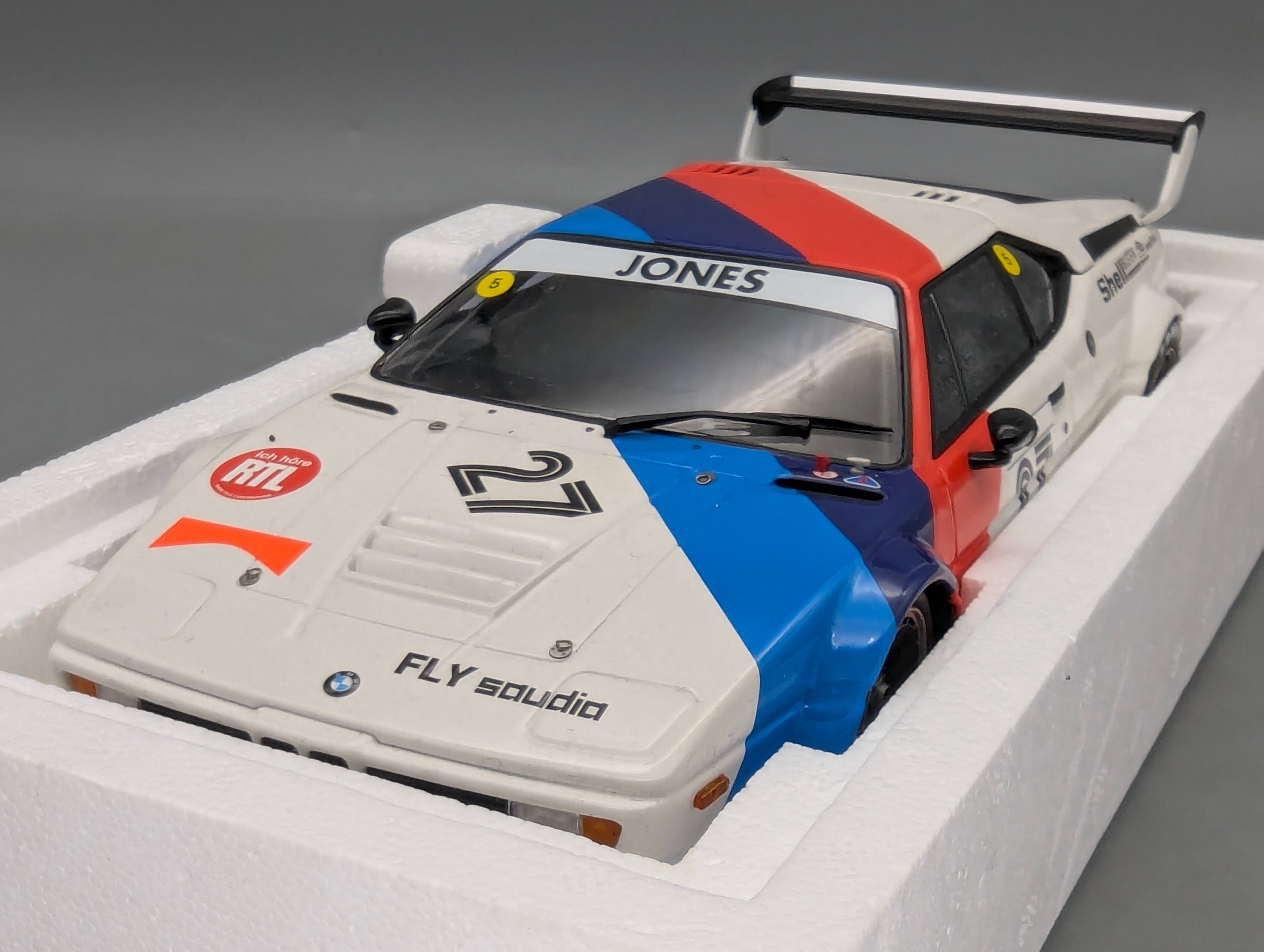 Coches en miniatura 1:43 Minichamps Mercedes Benz SL65 AMG Black Series Plata con embalaje original