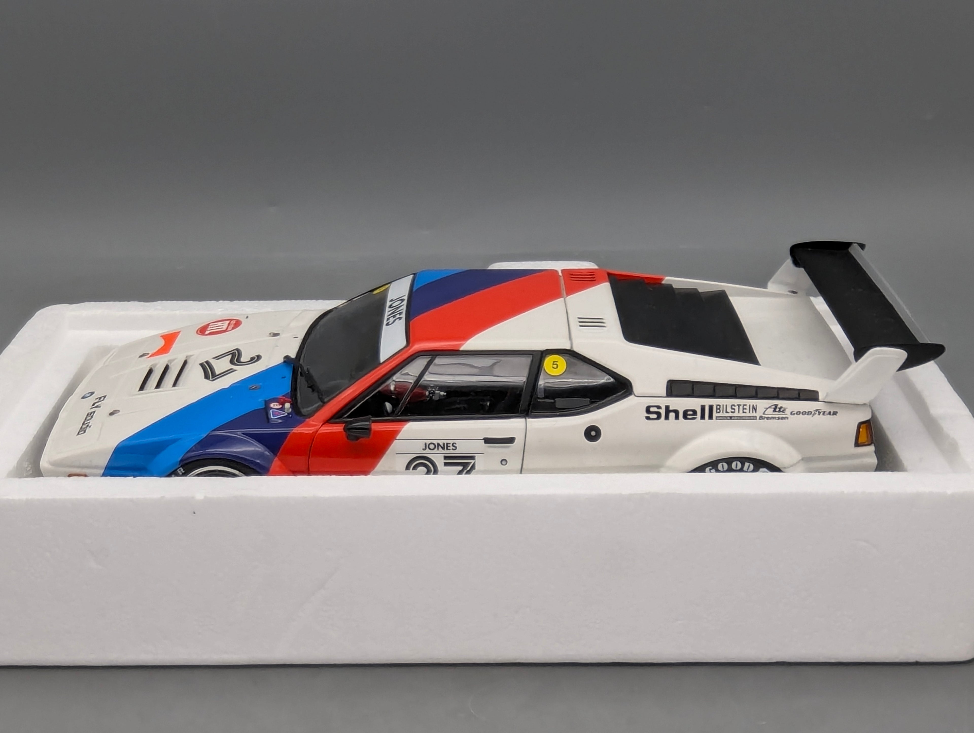 Coches en miniatura 1:43 Minichamps Mercedes Benz SL65 AMG Black Series Plata con embalaje original