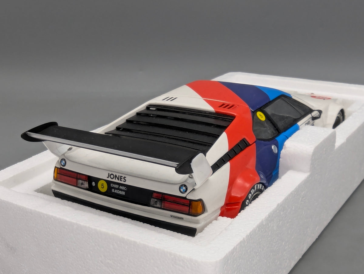 Modellautos 1:18 Minichamps BMW M1 Procar 1979 #27 A. Jones OVP